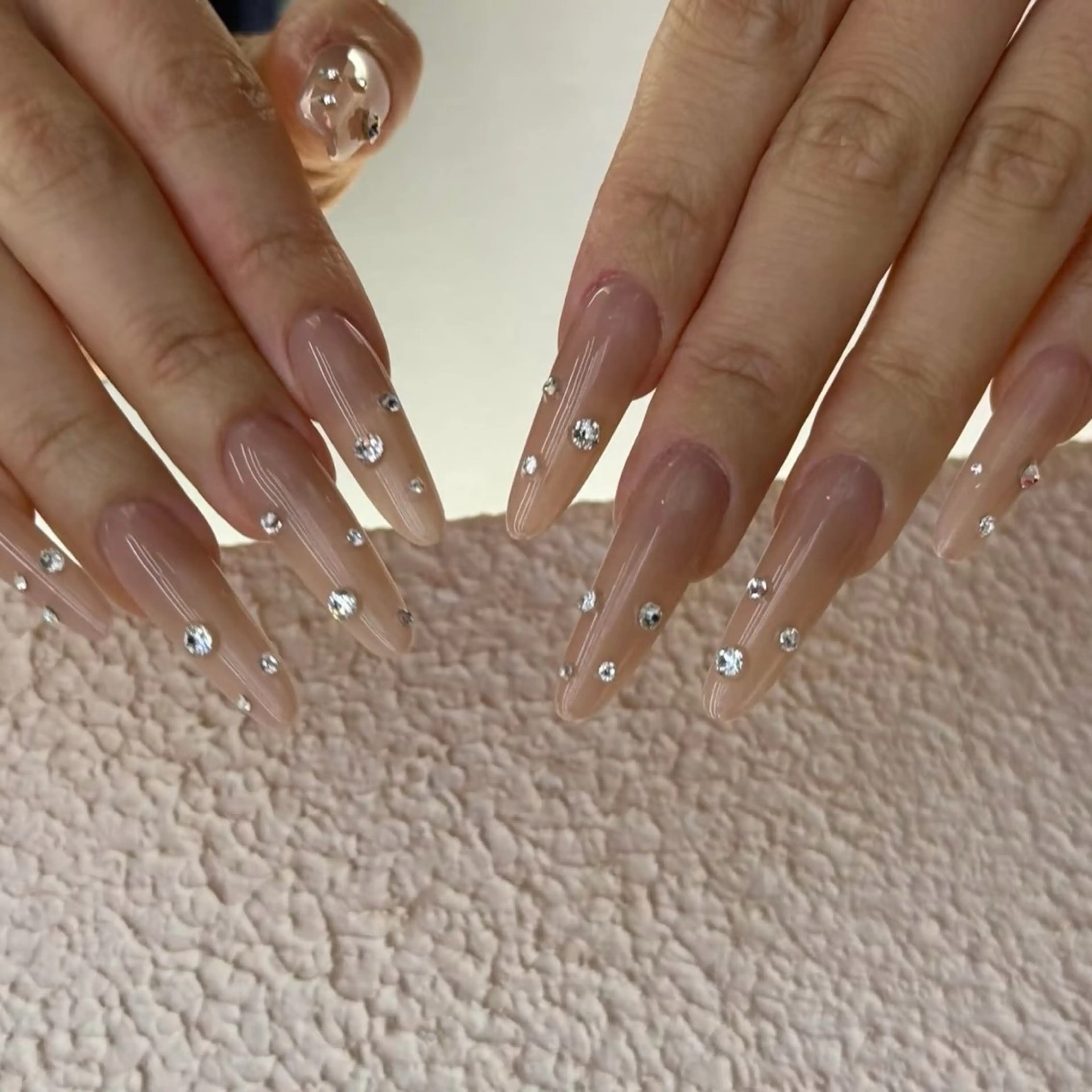 ネイル J&C Nail Salon吉祥寺所属・YU KIのネイルデザイン