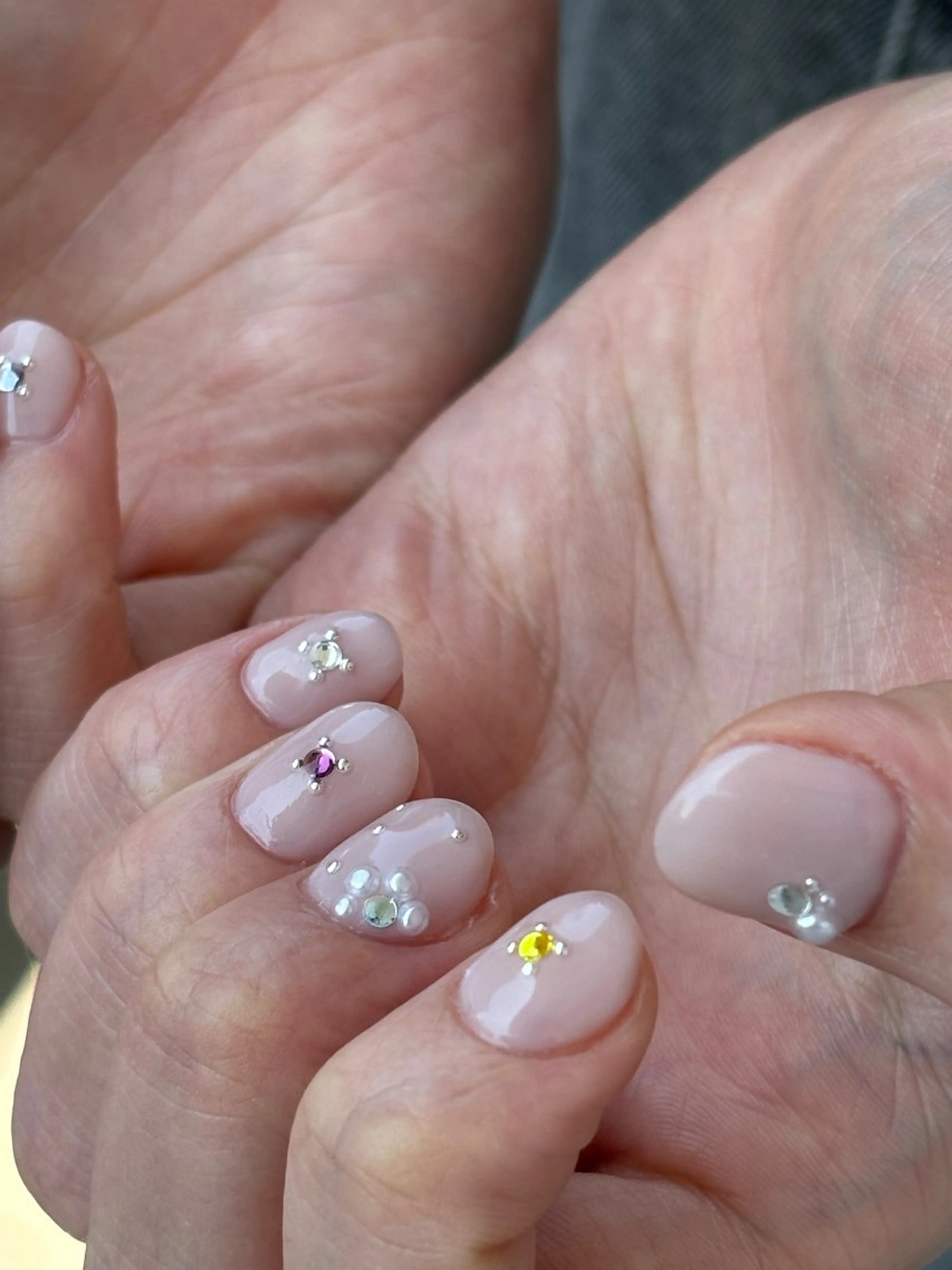 ネイル ハンドネイル SALON VILLAGE Aoyama 2nd.所属・堀川 祐里のネイルデザイン