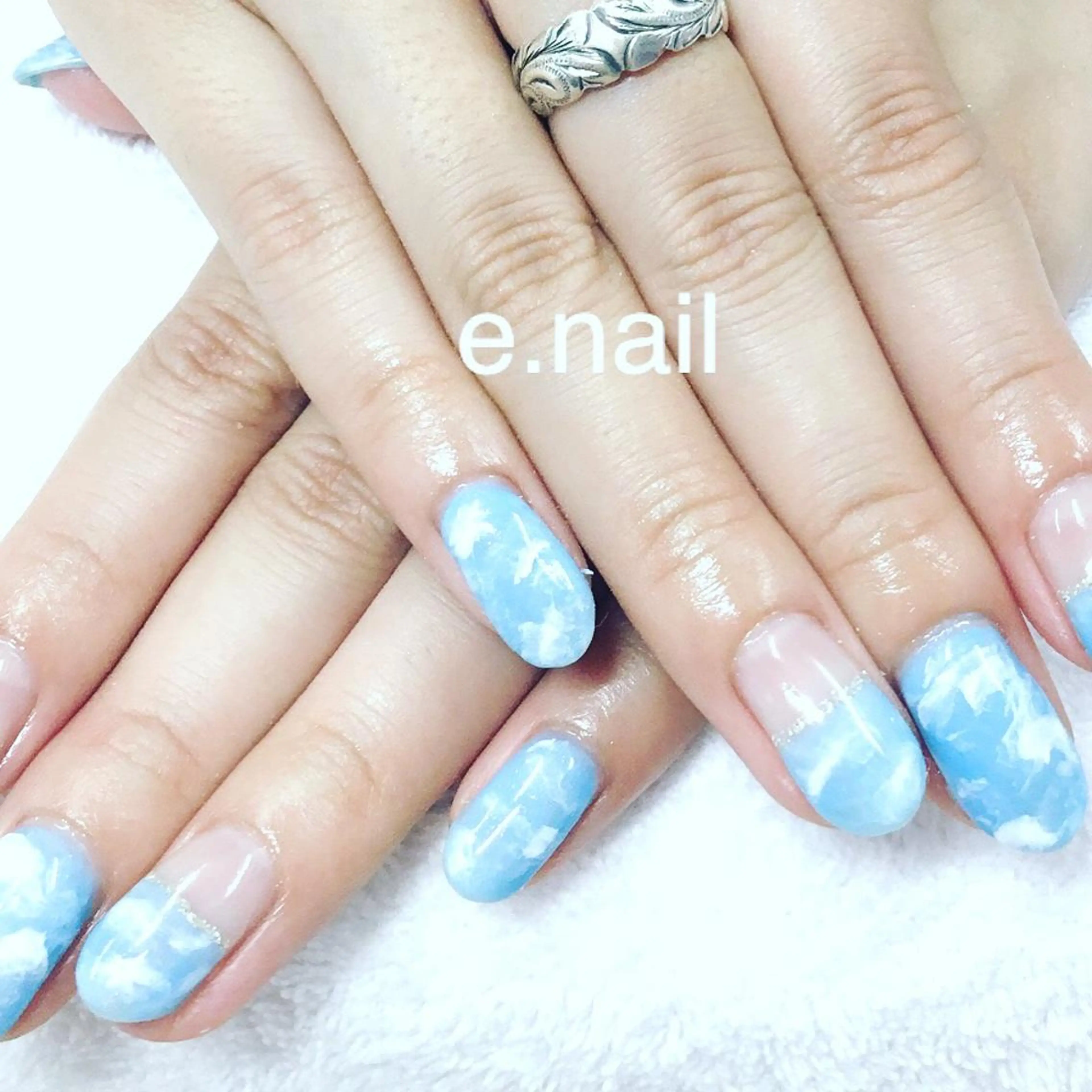 ネイル e.nail所属・和賀井 恵理のネイルデザイン