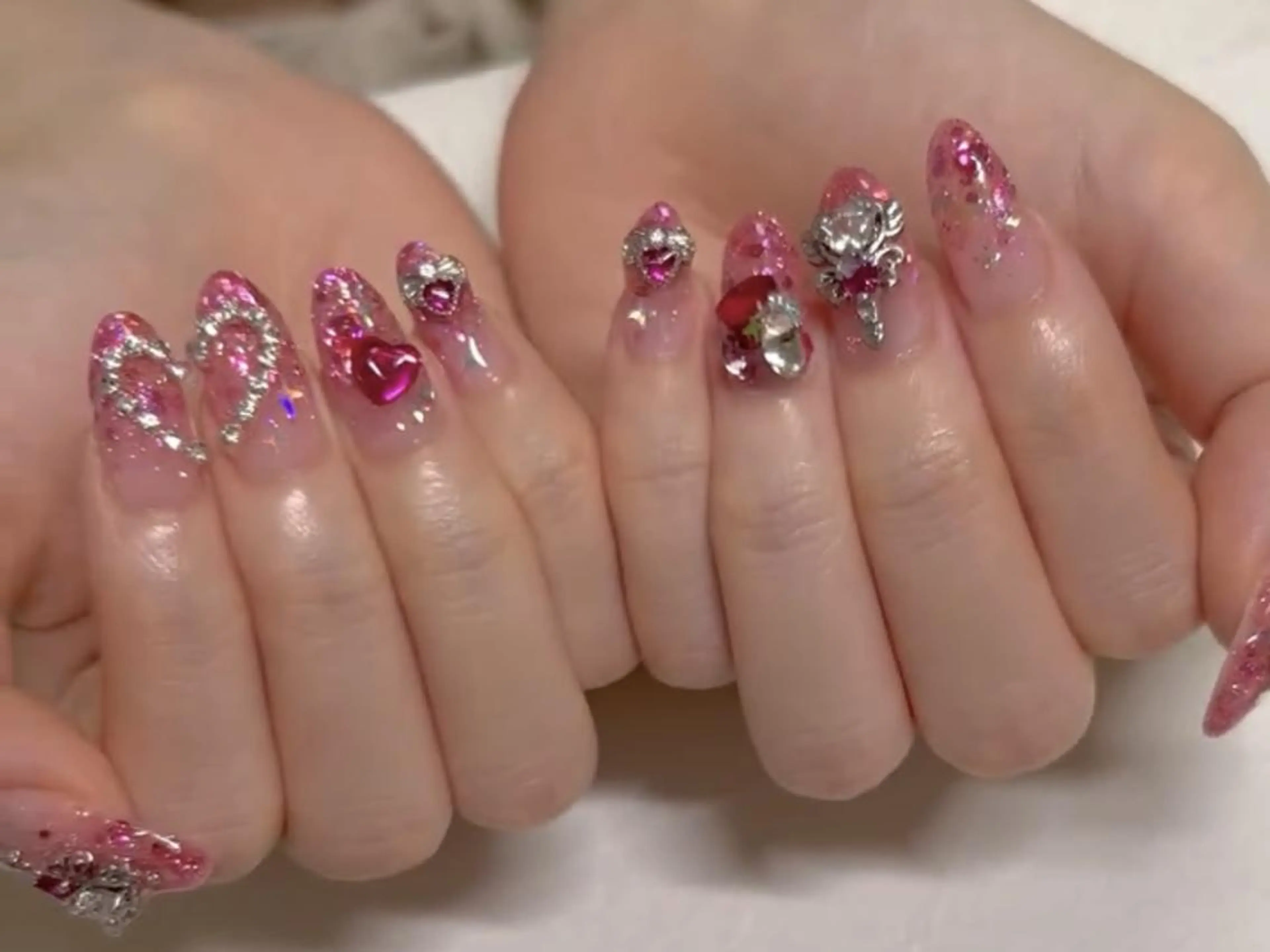 メンズ ネイル アートネイル フレンチネイル ジェルネイル キラキラネイル パラジェル Bloom kabukiのネイルデザイン