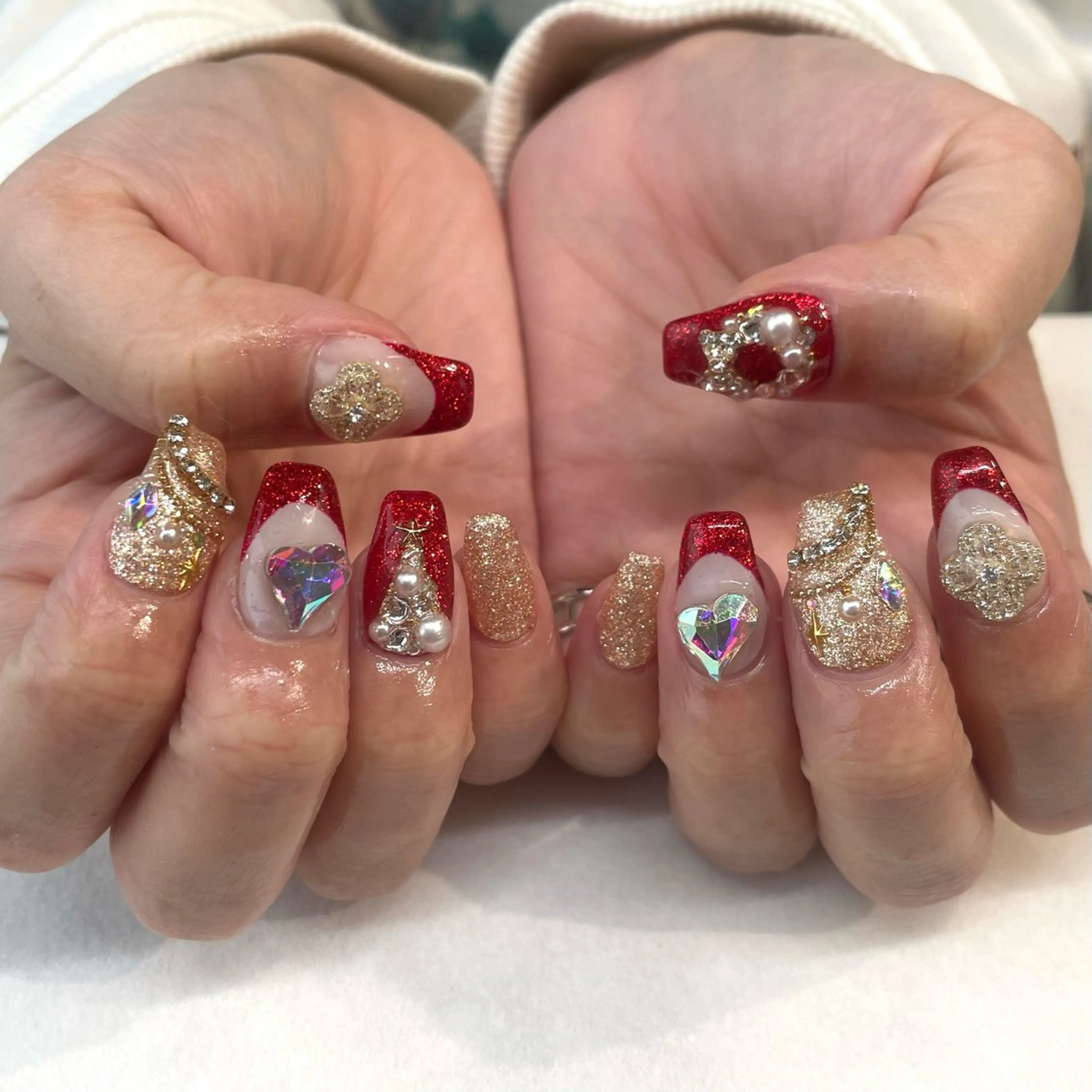 ネイル ハンドネイル 💎🐰 saki. m 🐰💎のネイルデザイン