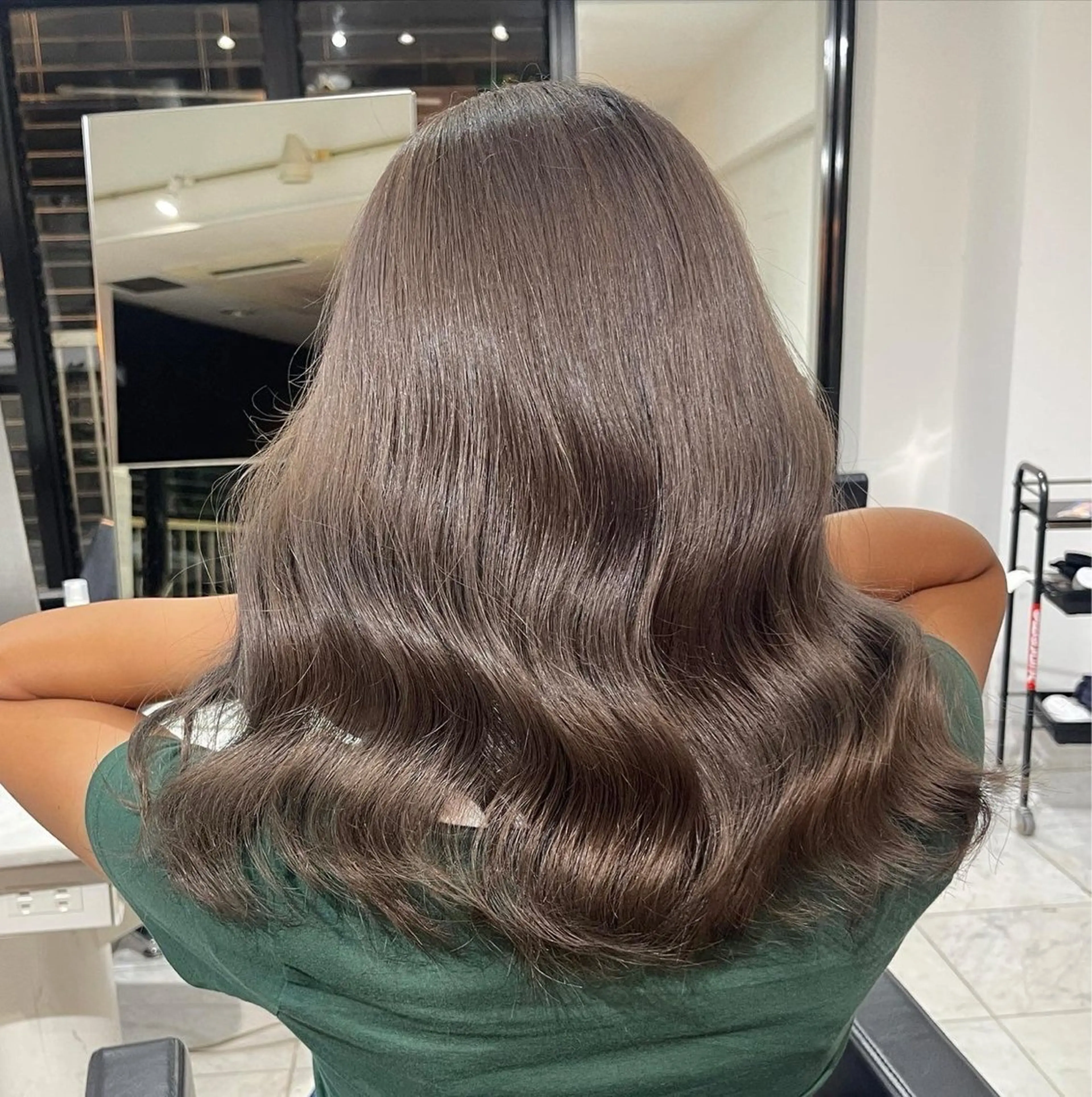 ミディアム ハイライト トリートメント blend渋谷 はなのヘアスタイル