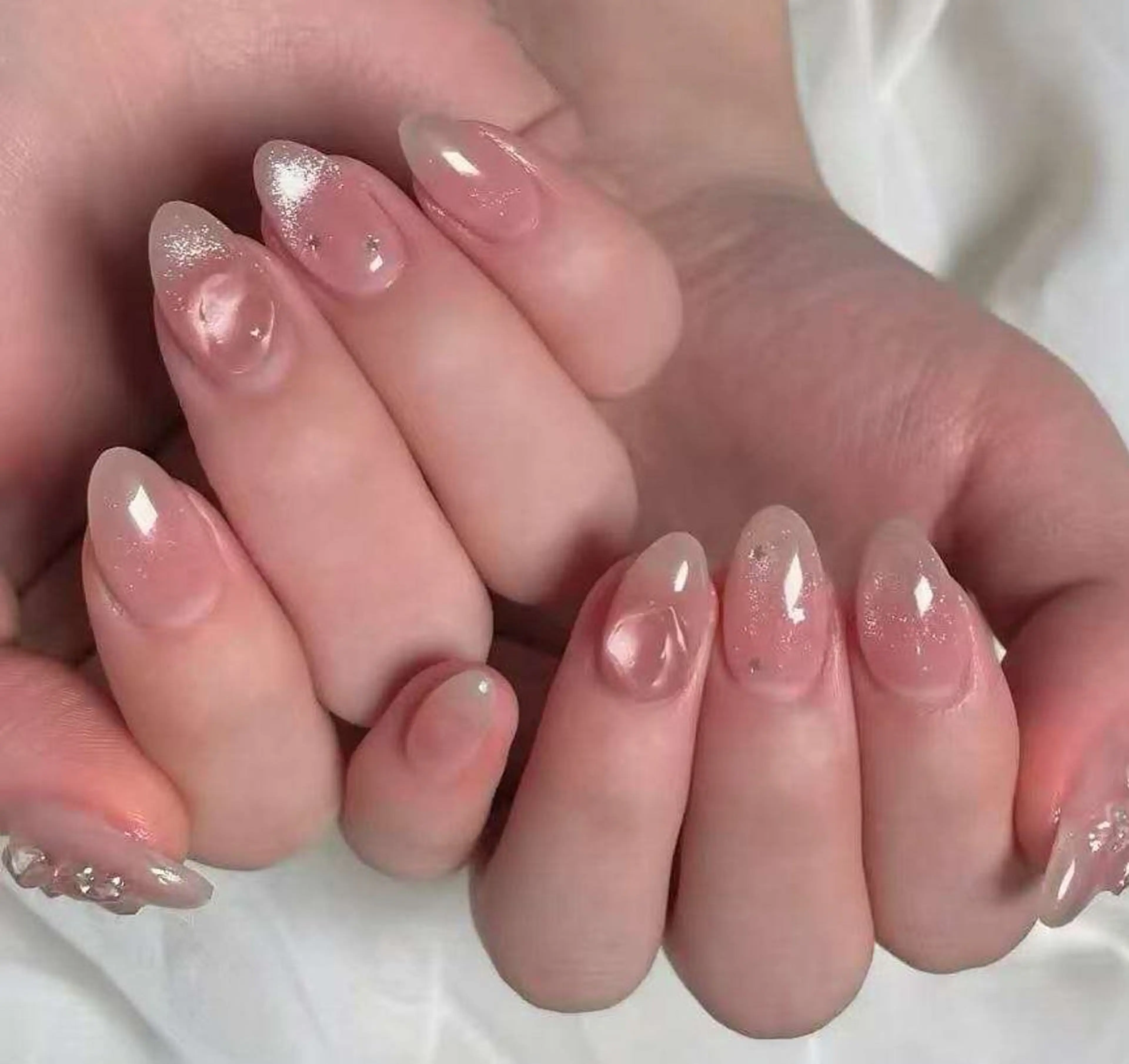 ネイル フラワーネイル フレンチネイル ジェルネイル ガラスフレンチ ハート ハンドネイル BabyYouMi ねねのネイルデザイン