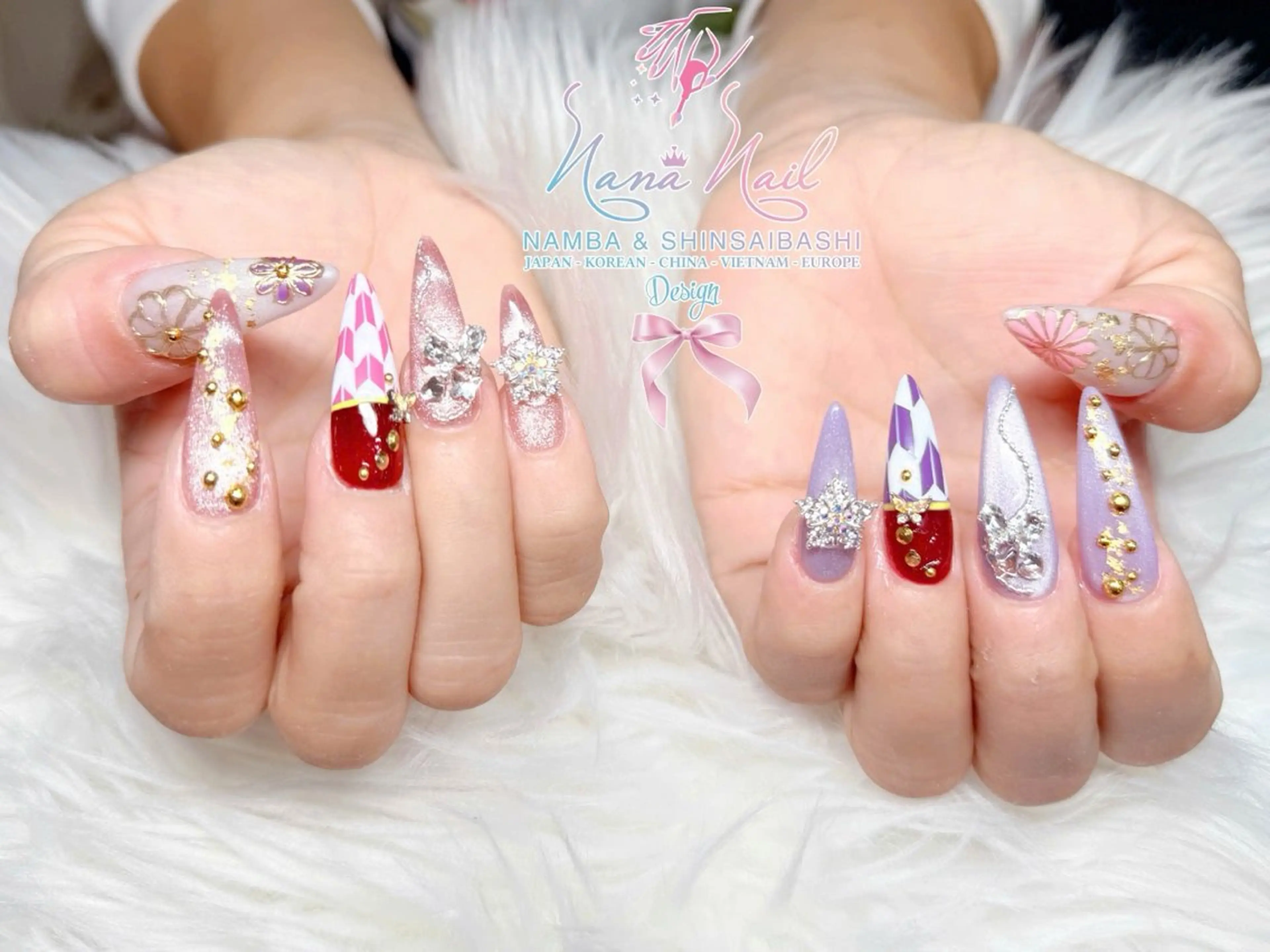 セミロング 韓国風ヘア クリスマス ハンドネイル 79Linanailnamba所属・Linanail Nambaのネイルデザイン