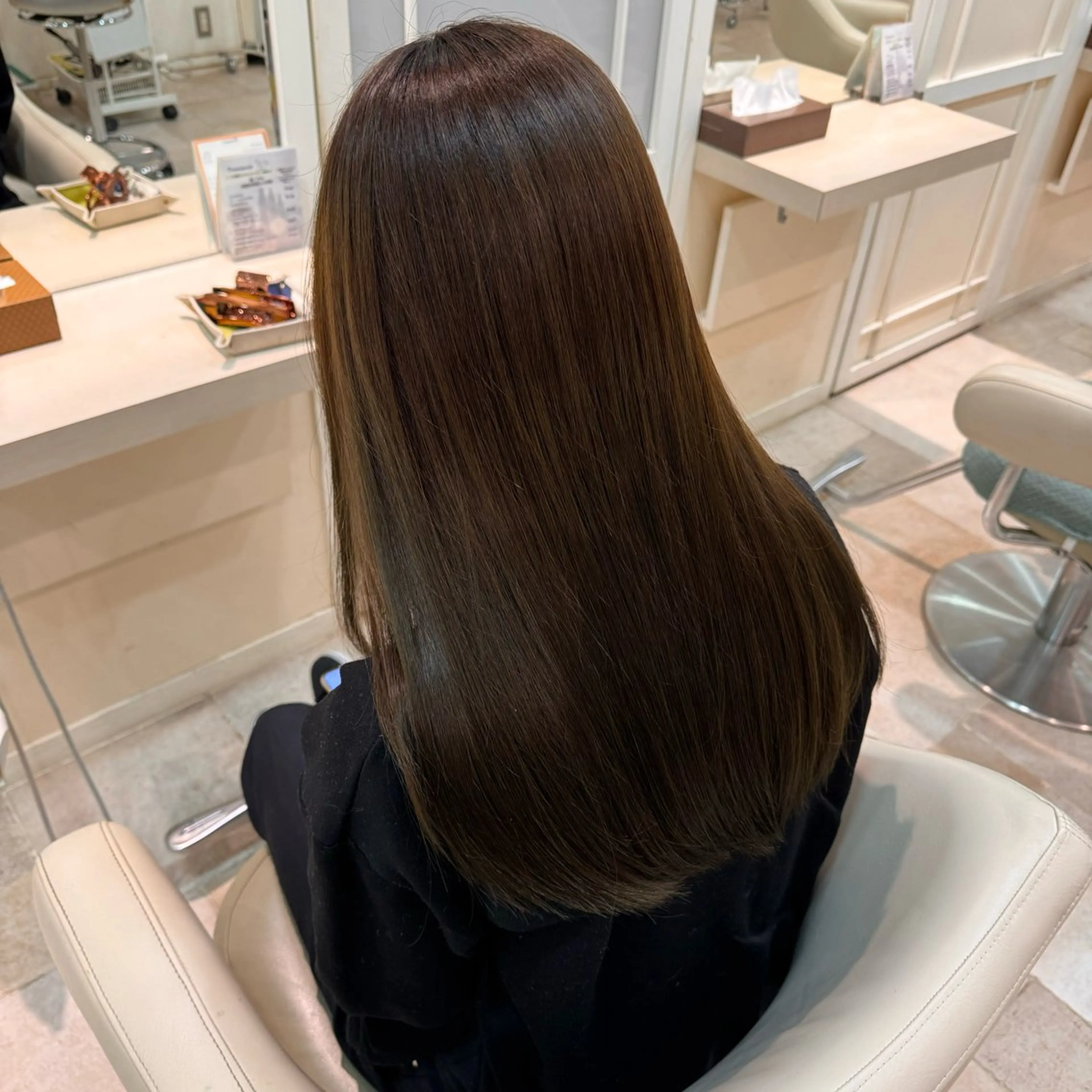 ロング 青木 あいかのヘアスタイル