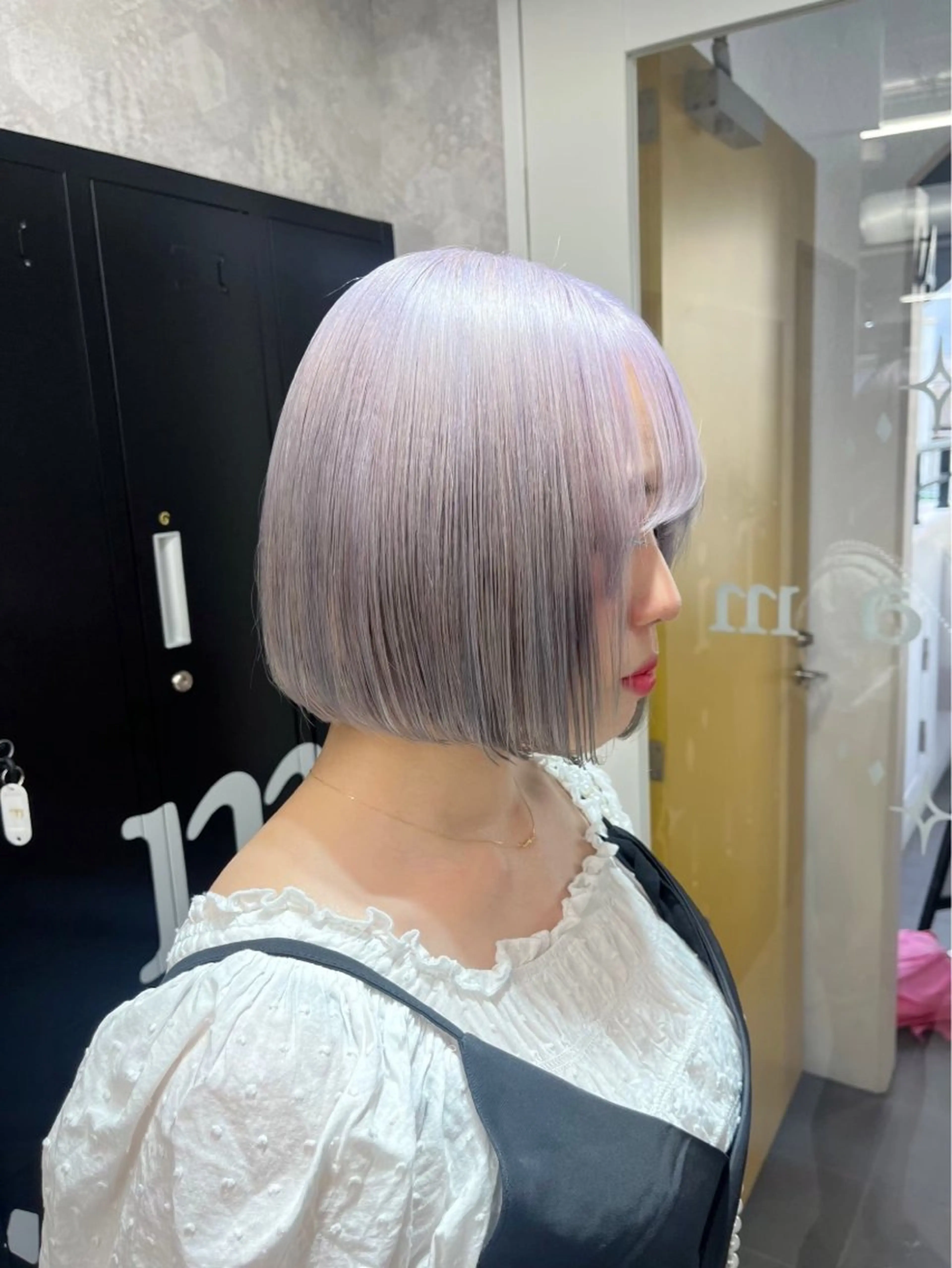 ショート カラー ハイトーン/ゆるふわ 🎨𖥔ׁTOMO♡のヘアスタイル