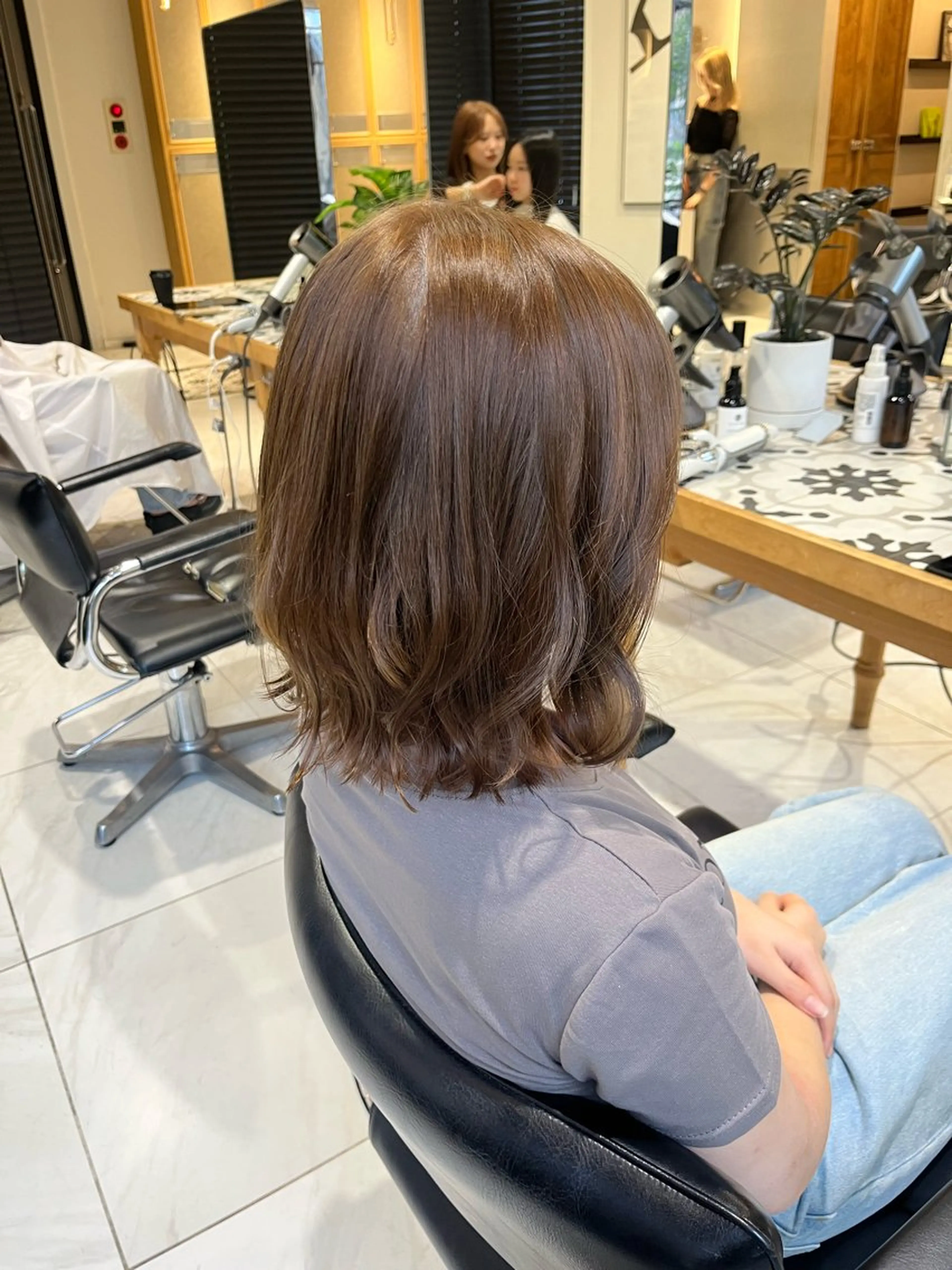 ミディアム カラー ベージュカラー カット ヘアカラー トリートメント ナミ🩶暗髪/暖色 ❤️/透明感/縮毛のヘアスタイル