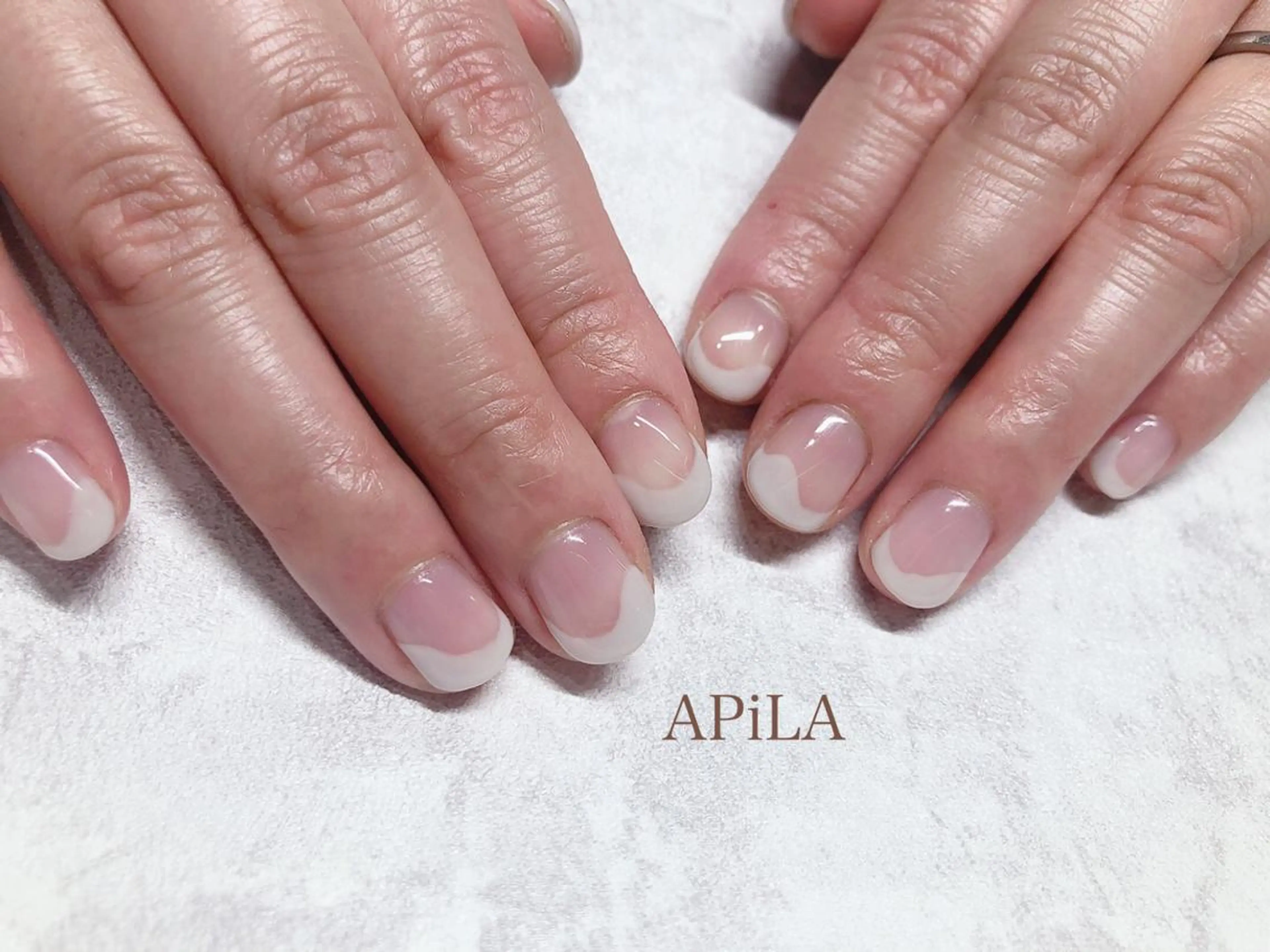 ネイル シンプルネイル APiLA 甲斐田のネイルデザイン