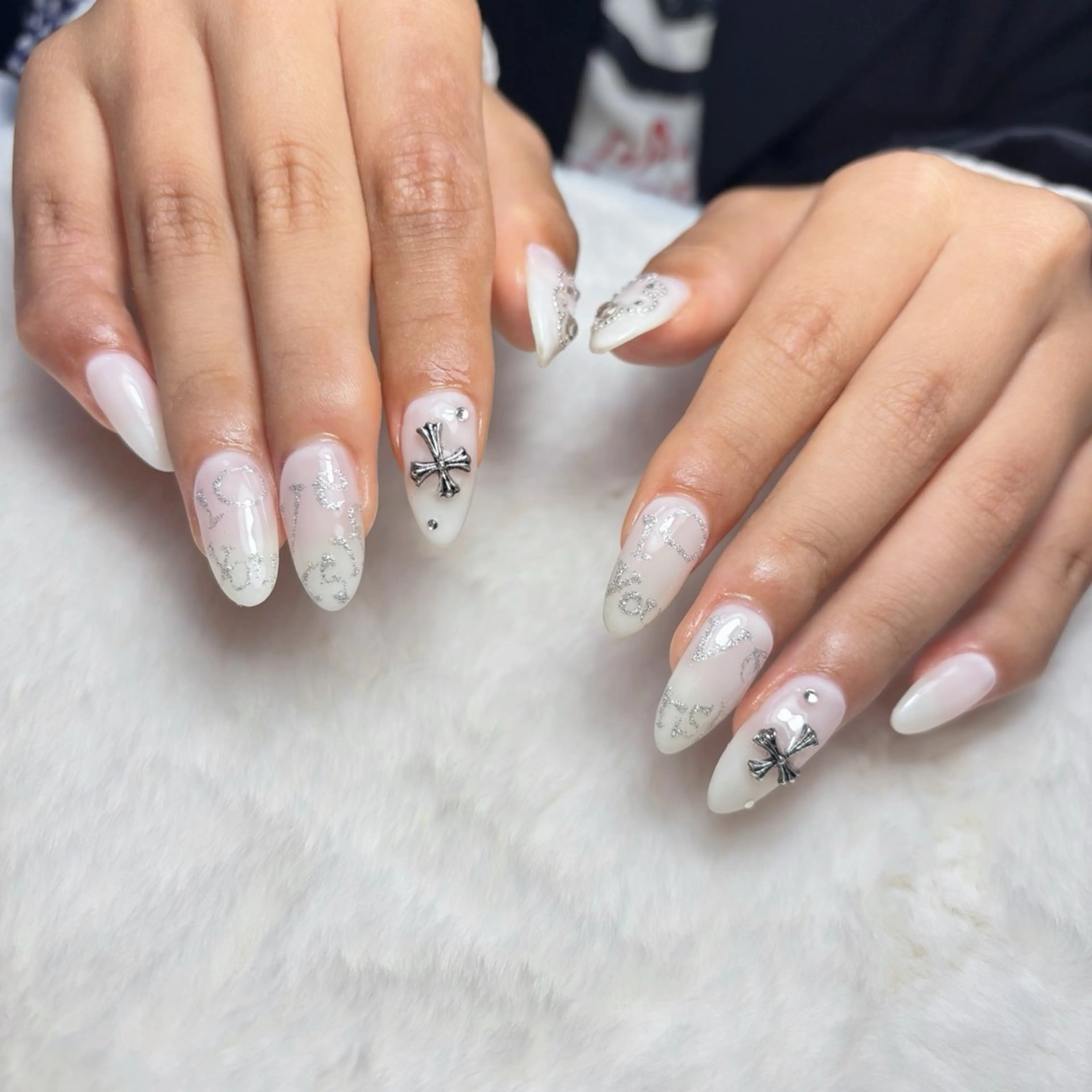 ネイル ハンドネイル STELLA ✩のネイルデザイン