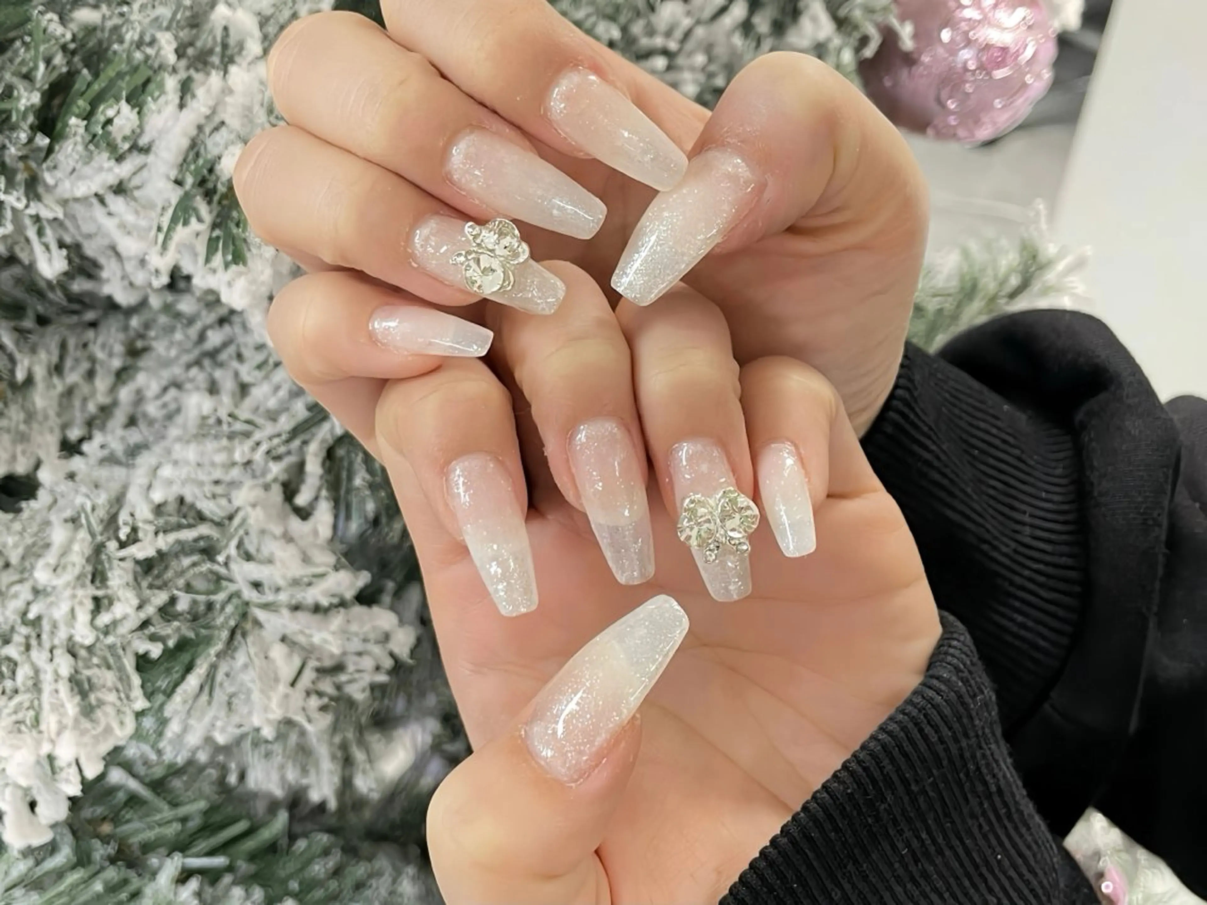 ネイル 成人式 ロングネイル ネイルチップ ハンドネイル Rin Nail 新大久保店のネイルデザイン