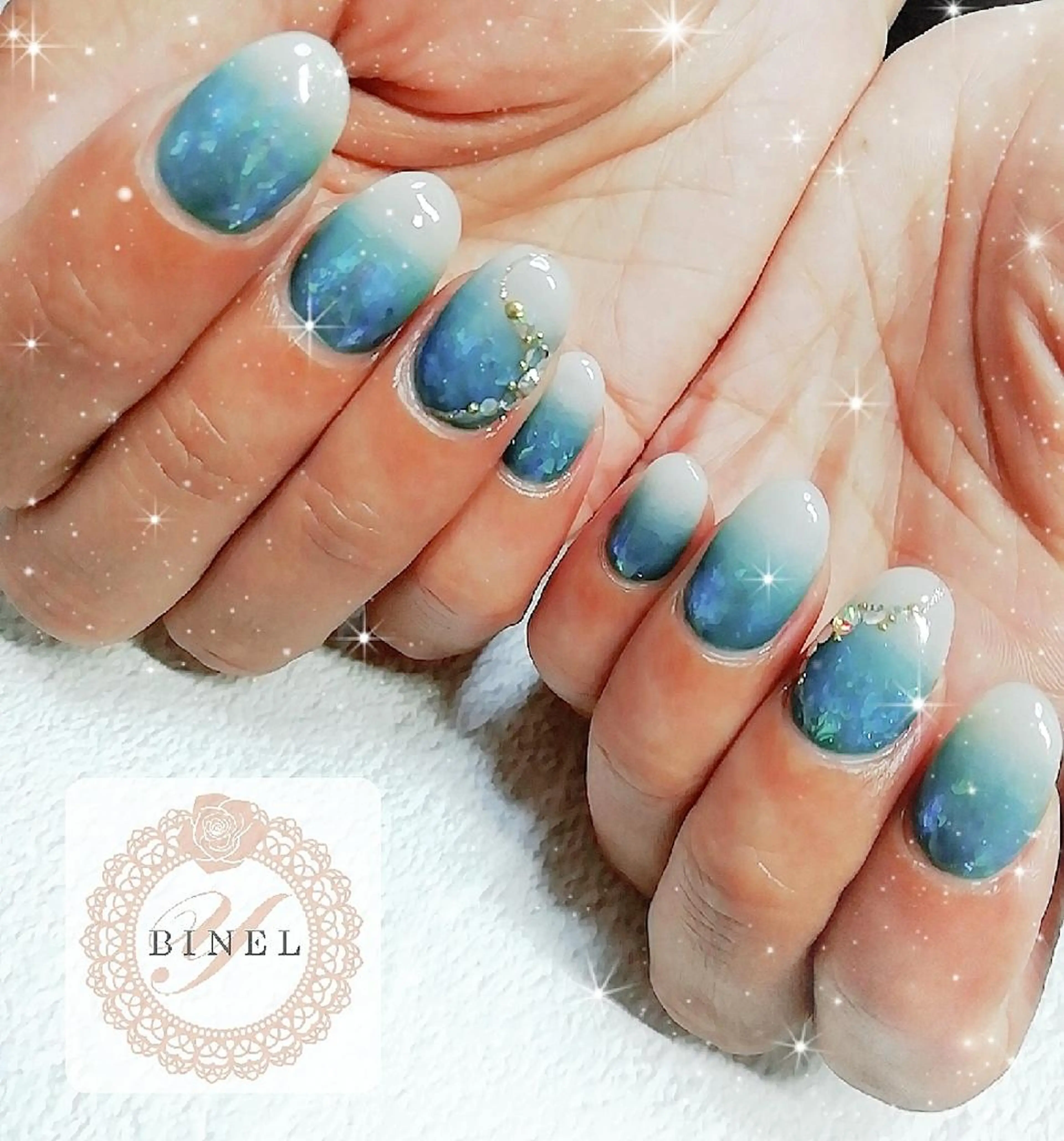 ネイル アートネイル ブルー グリーン 夏ネイル ハンドネイル Nail Salon Y.BINELのネイルデザイン