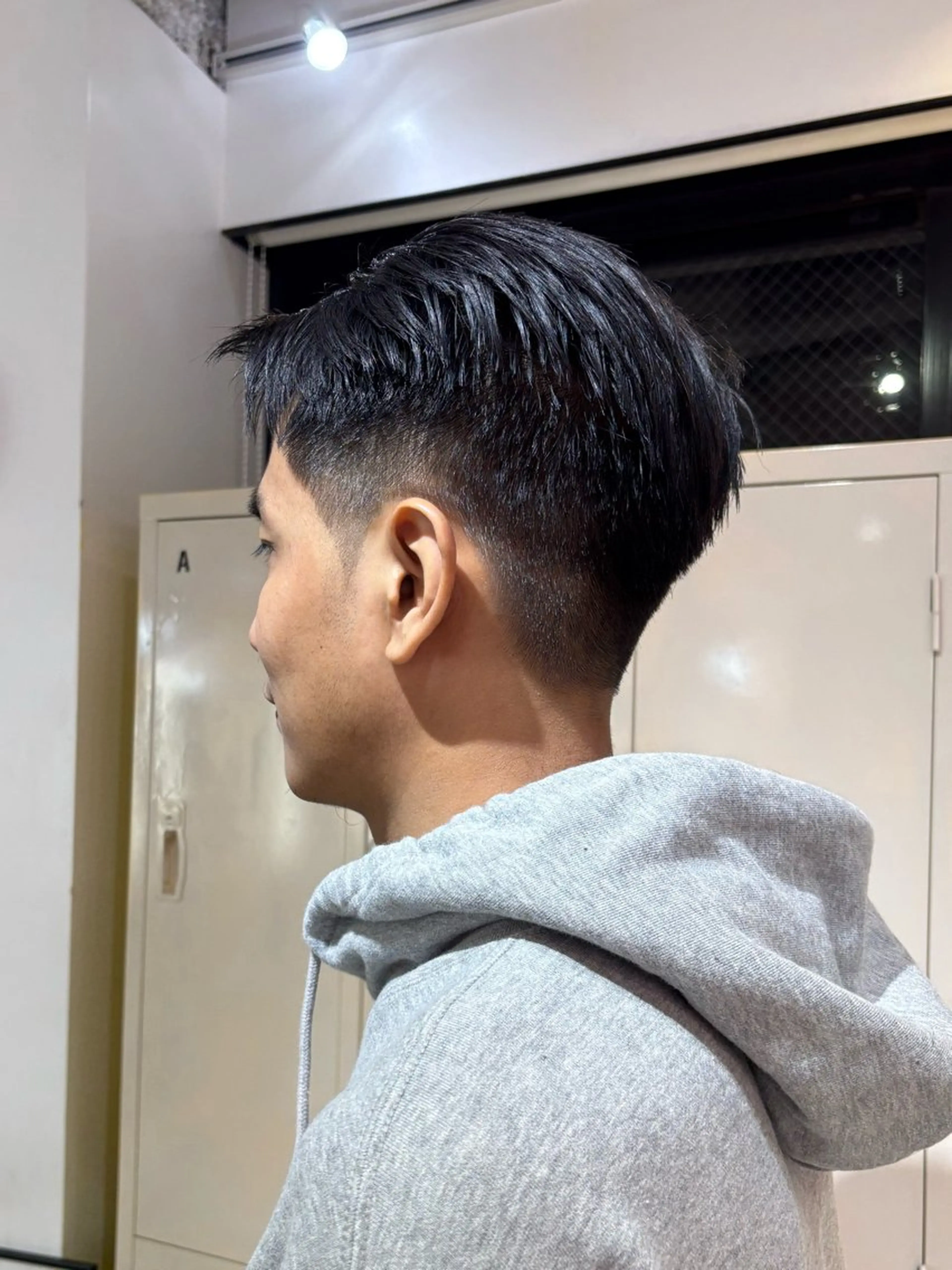 メンズ 高明度ハイトーン× ショート/莉音🧤のヘアスタイル