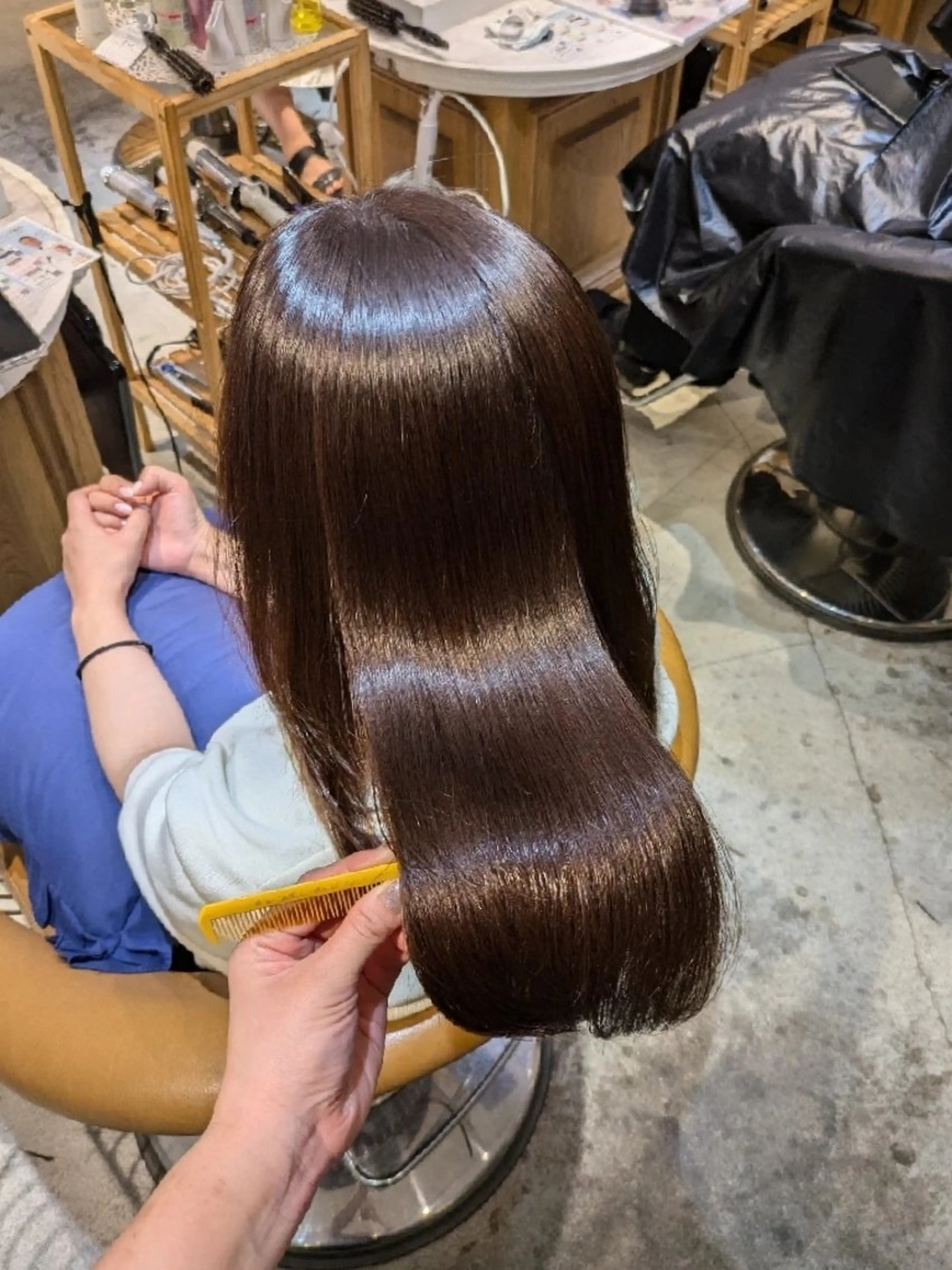 セミロング カット ヘアカラー トリートメント ヘアセット 縮毛矯正/レイヤー 💎やまもとちひろのヘアスタイル