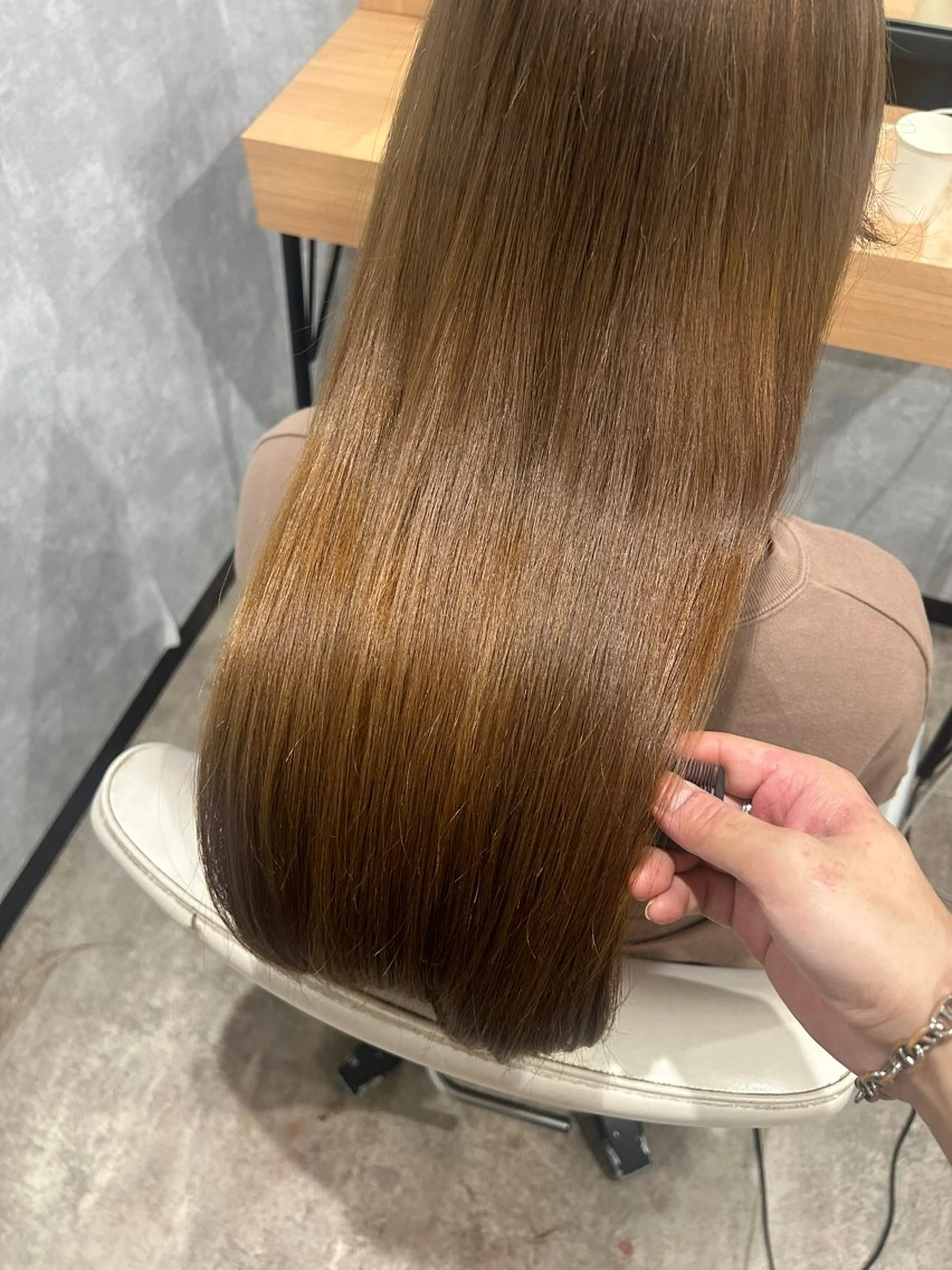 セミロング 最新ケアカラー 髪質改善YUTOのヘアスタイル