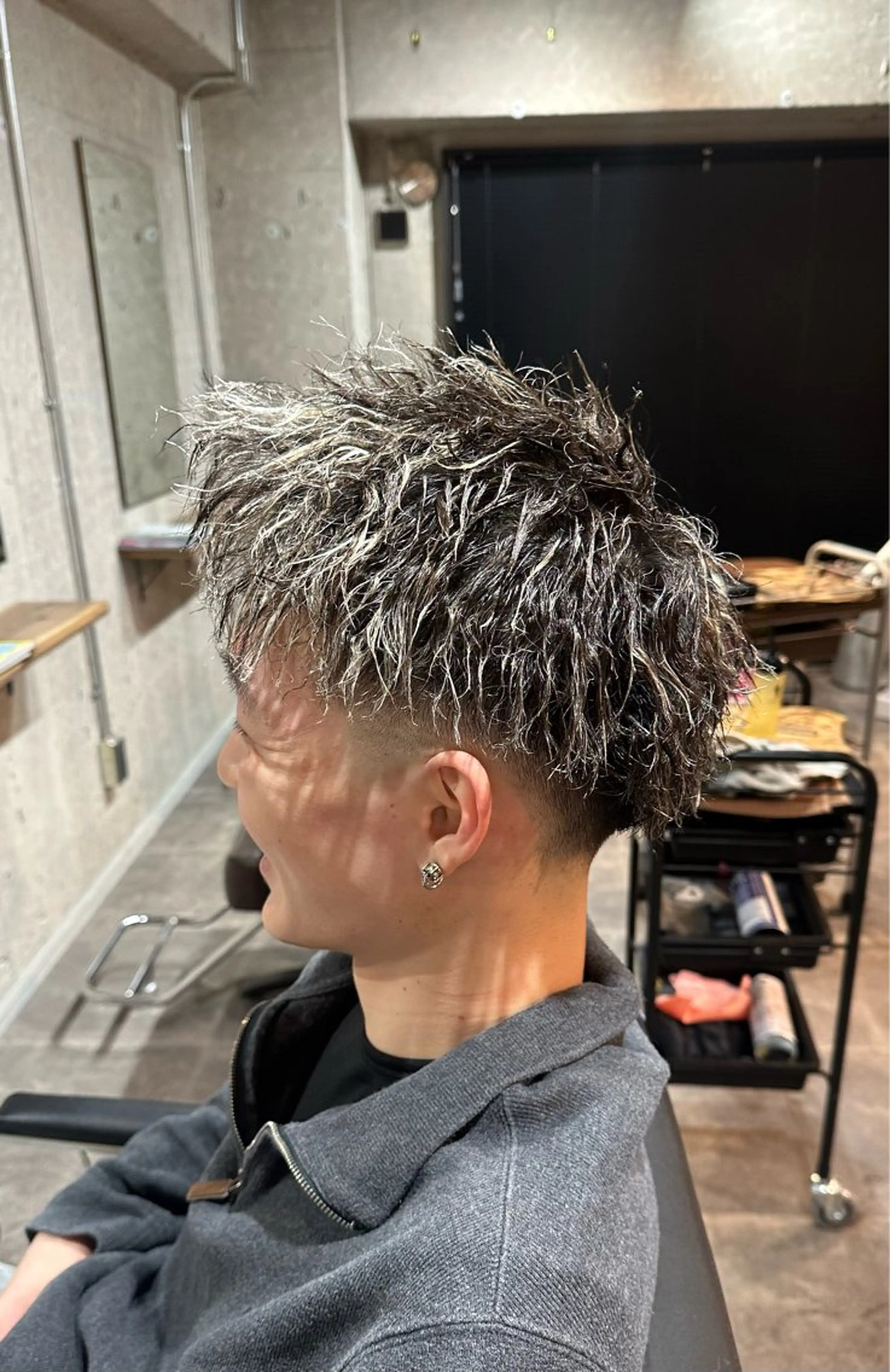 ショート パーマ メンズ カット パーマ 苗村 阿旺のヘアスタイル