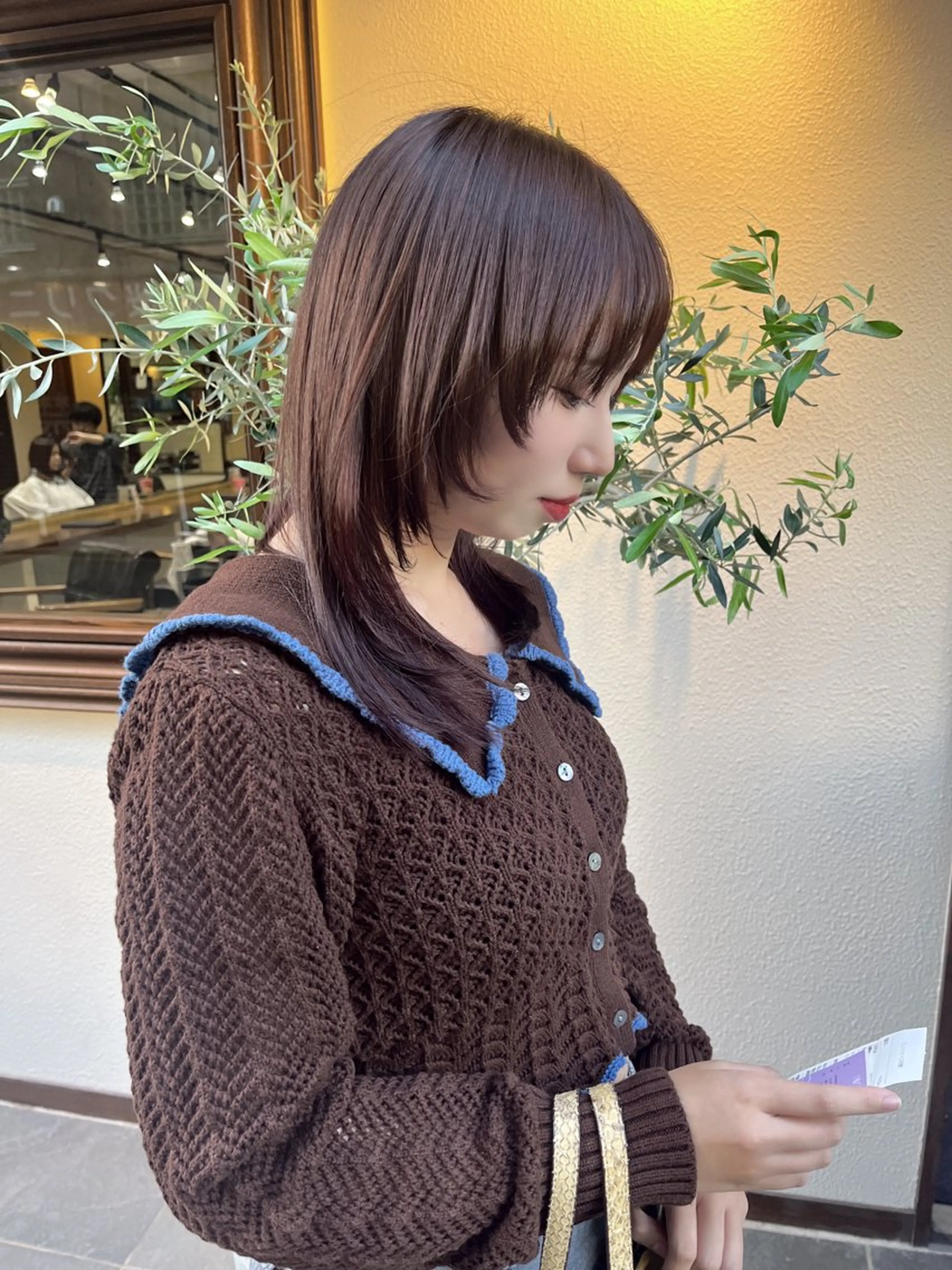 ミディアム チョコレートブラウン レイヤーカット mizo /ケアカラー/登戸のヘアスタイル