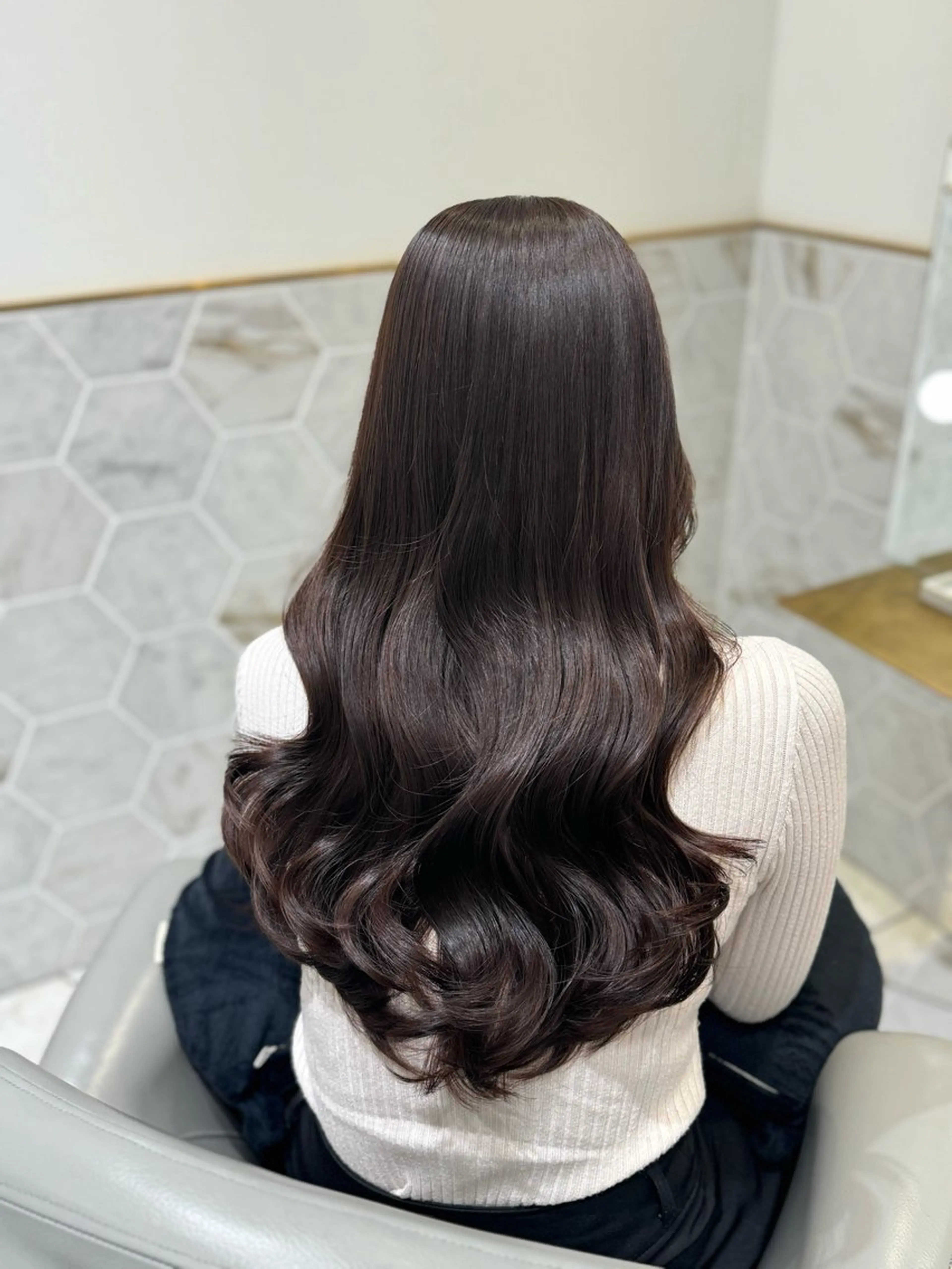 ロング カラー ブラウンカラー オリーブブラウン ヘアカラー costes 今井芽依のヘアスタイル