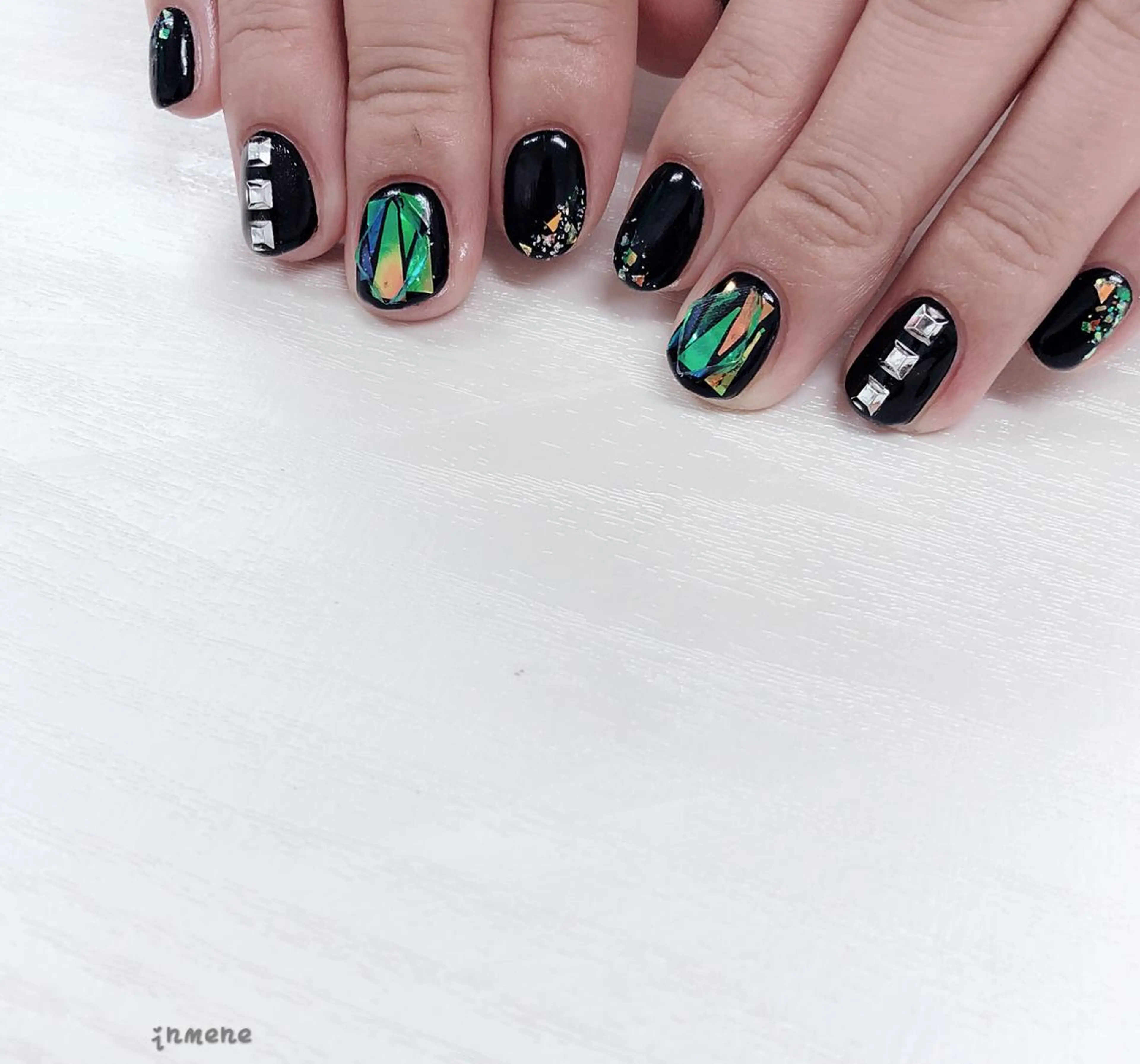 ネイル ハンドネイル IN MENE所属・IN MENEのネイルデザイン