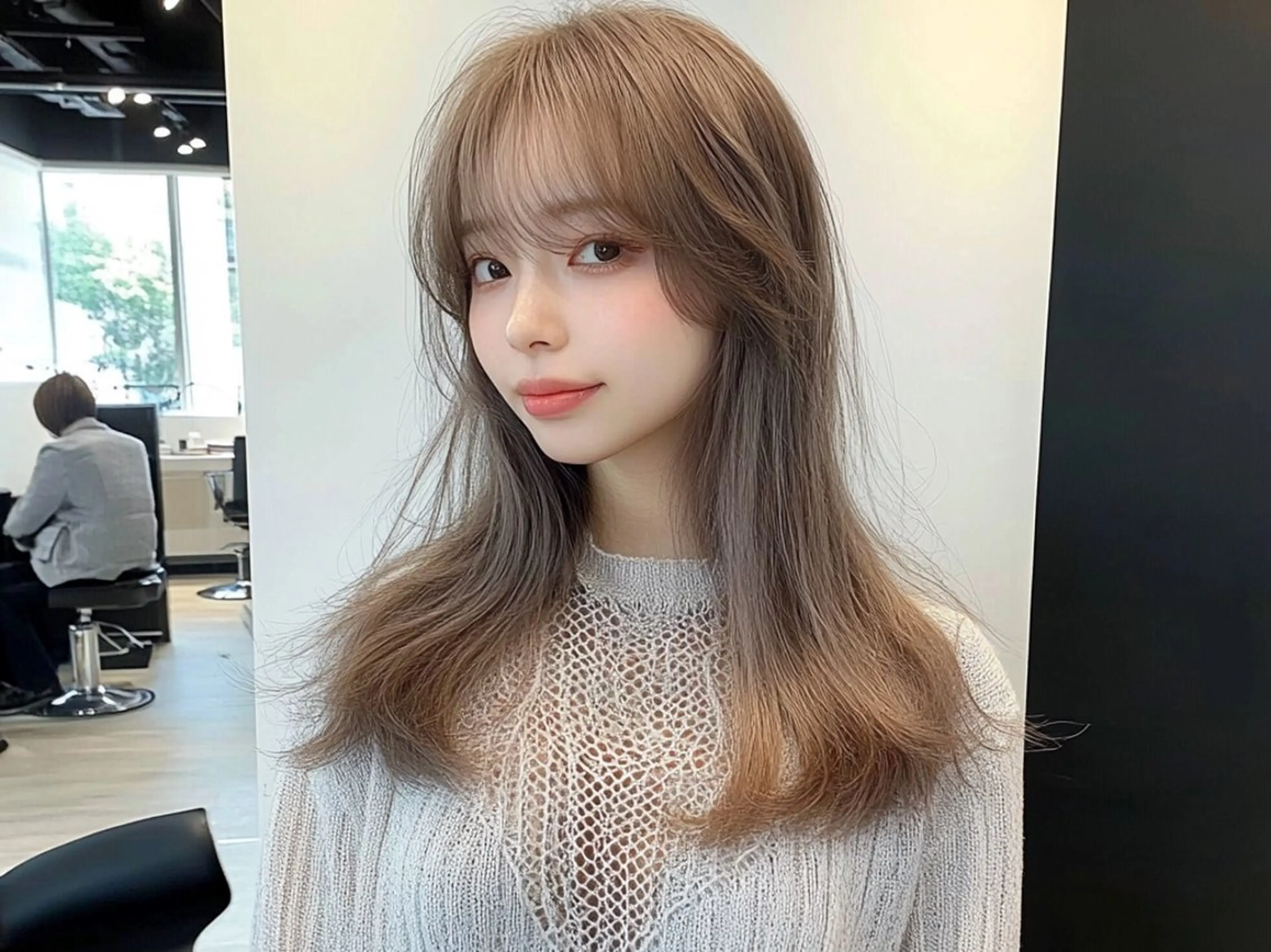 セミロング カラー Roi ofGiseLのヘアスタイル