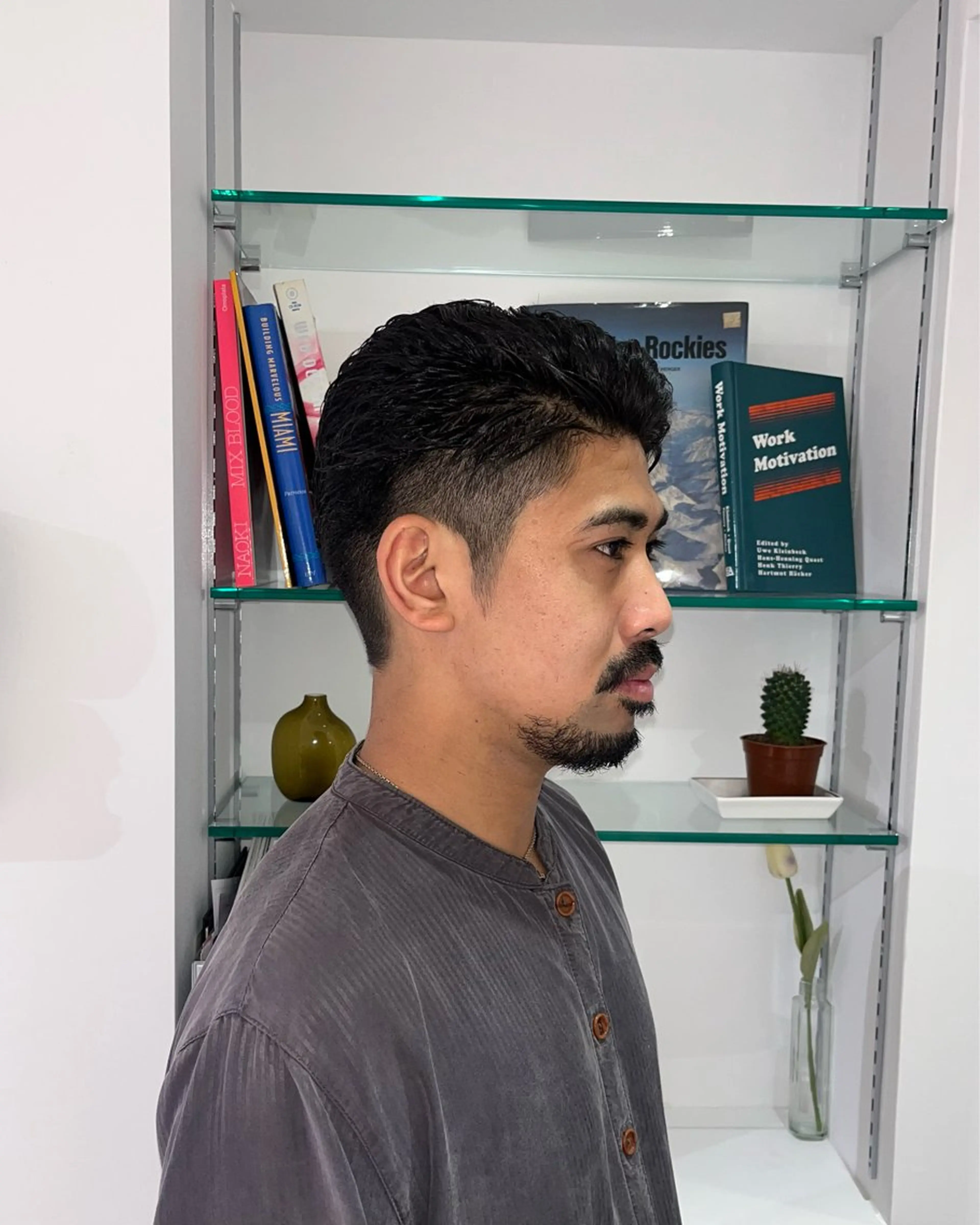 ショート メンズ 野中里紗/ ベージュカラーのヘアスタイル