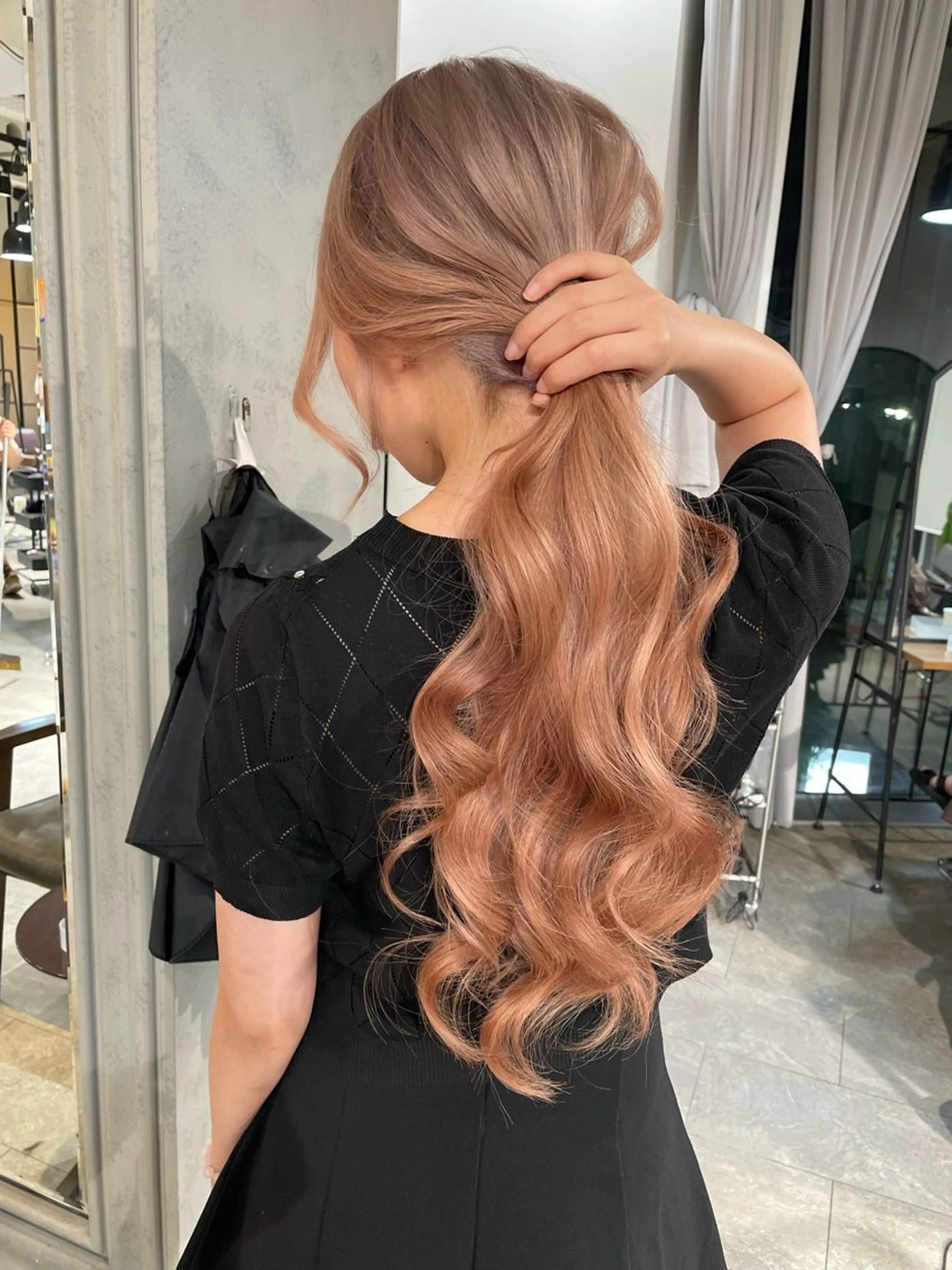 ロング カラー カット ヘアカラー トリートメント ヘアセット 💜ハイトーン💛 マジカルかいちゃんのヘアスタイル