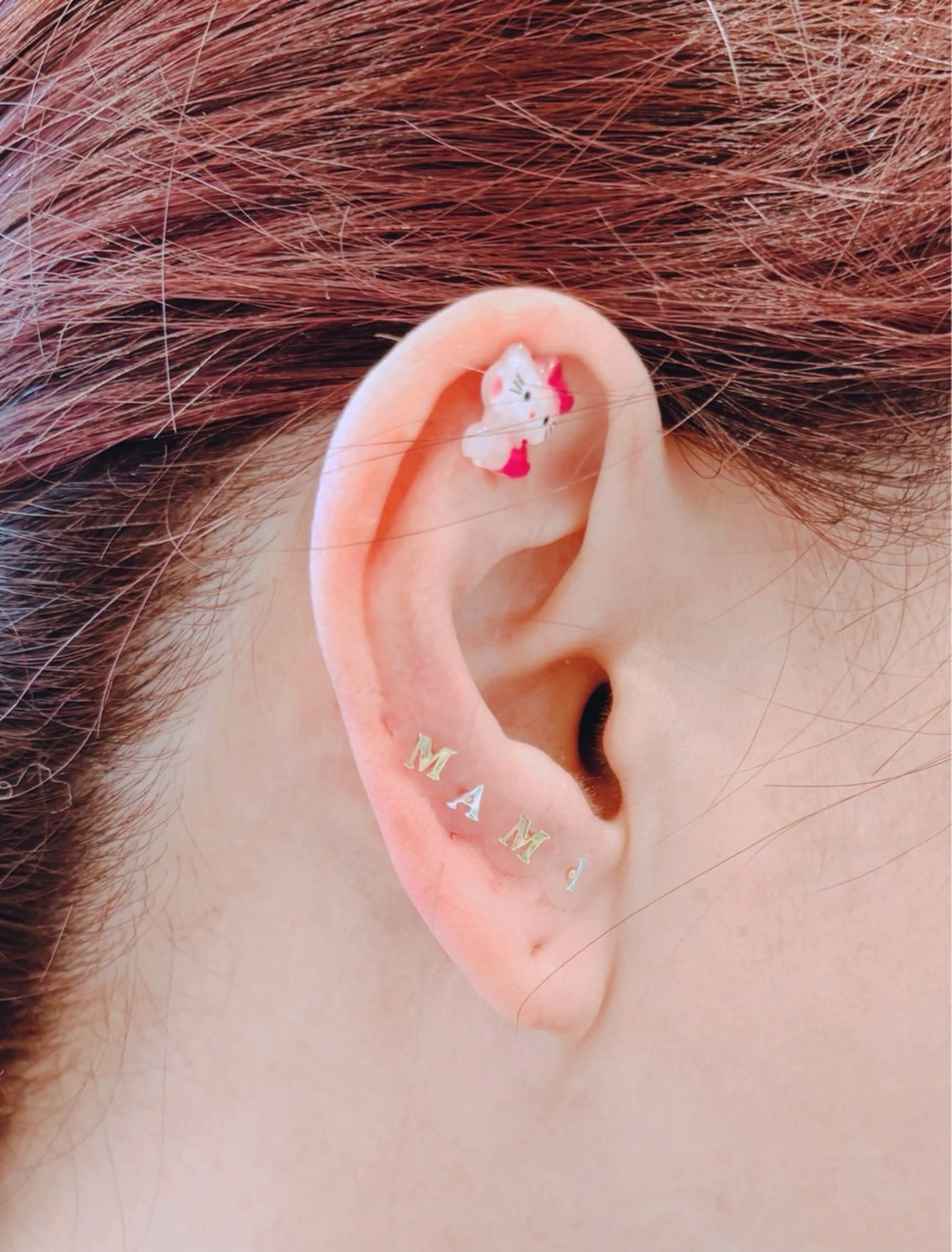 魅せる耳つぼジュエリー💎付け放題の写真