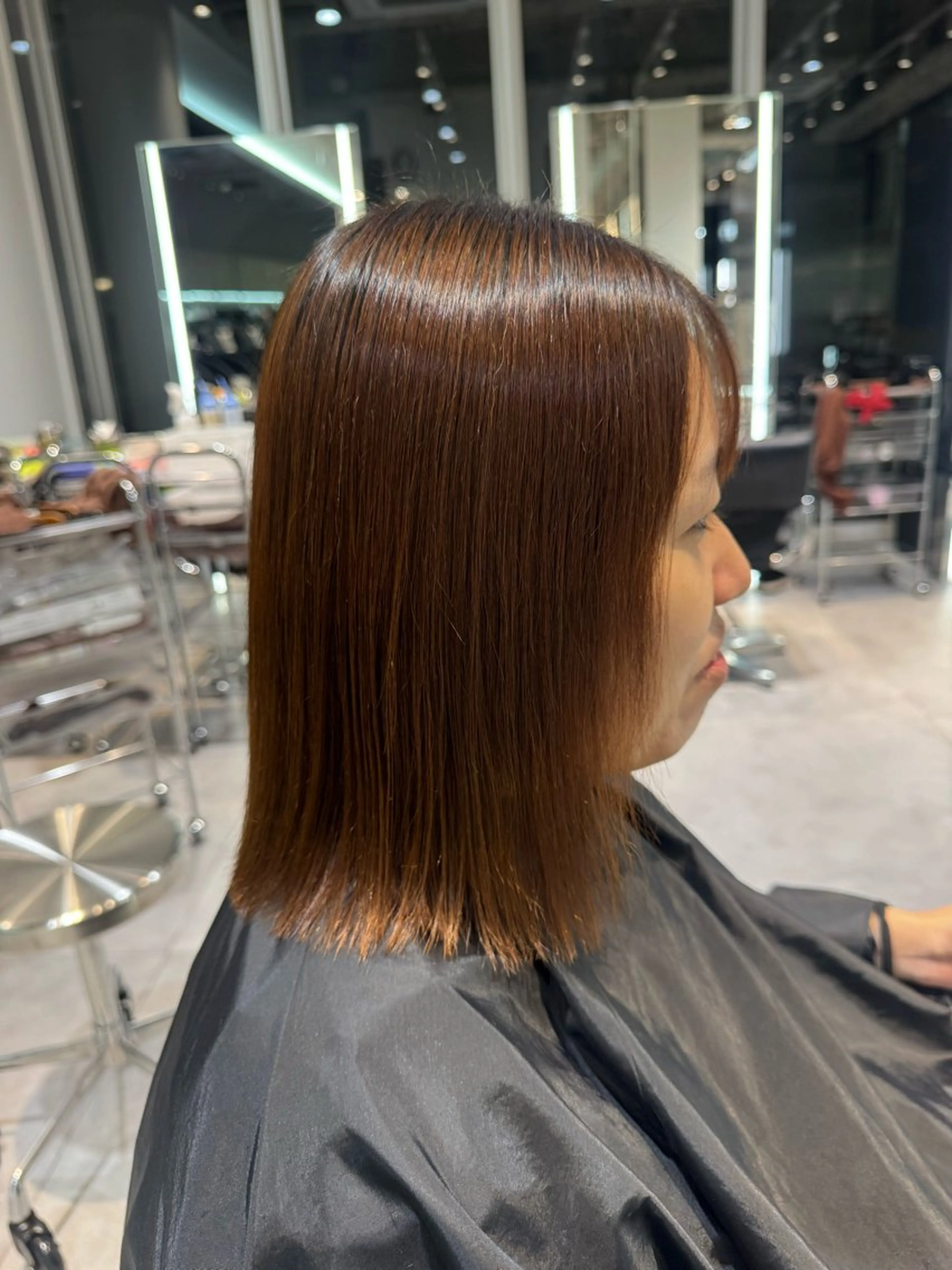 セミロング 人見知りさんでも安心 奥田 里佳子のヘアスタイル