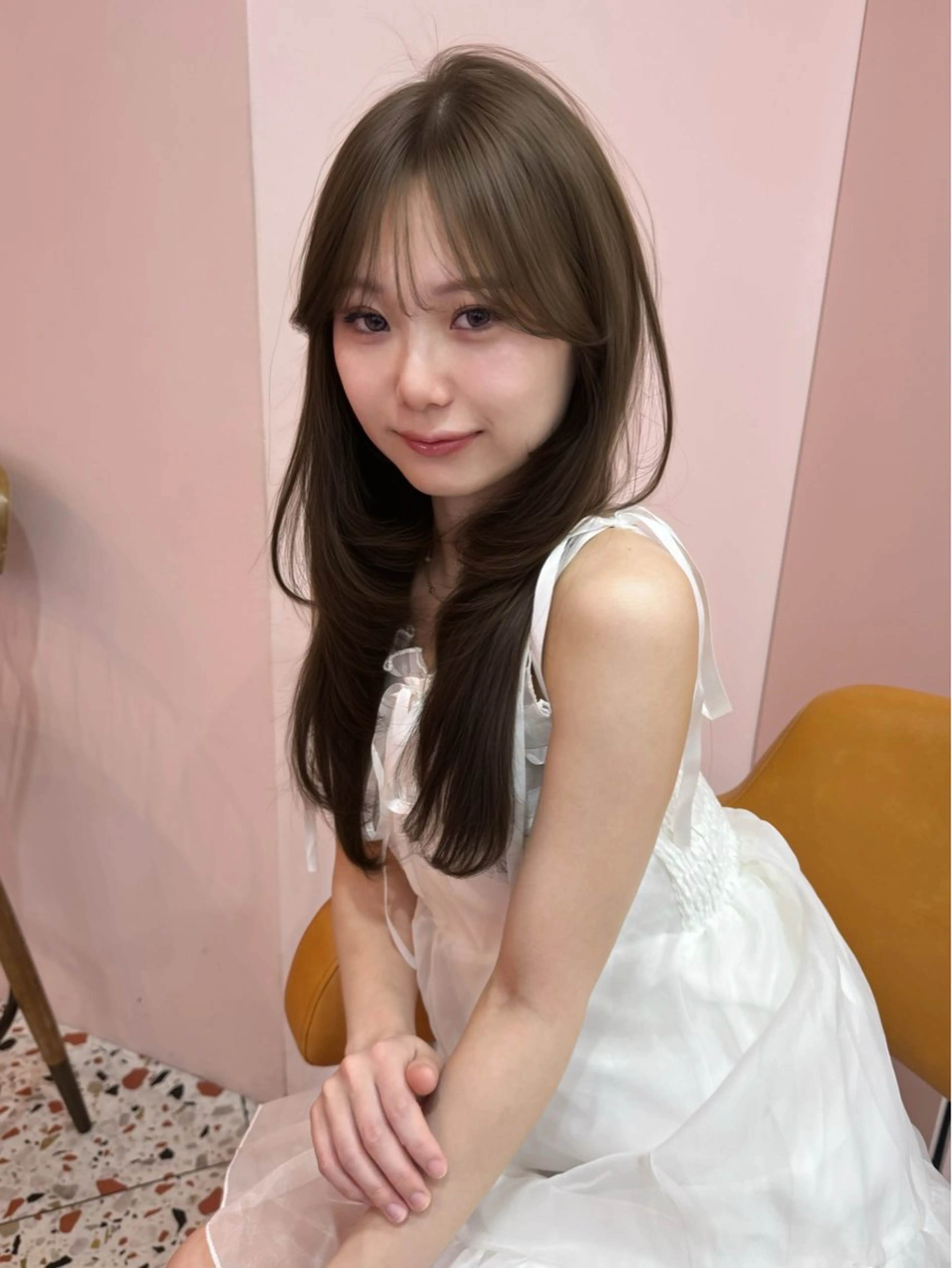 ロング ケアカラー くびれヘア 顔まわりレイヤー 顔周りカット 韓国風ヘア カット ヘアカラー トリートメント 顔周り/透明感カラー REINA𓍯のヘアスタイル