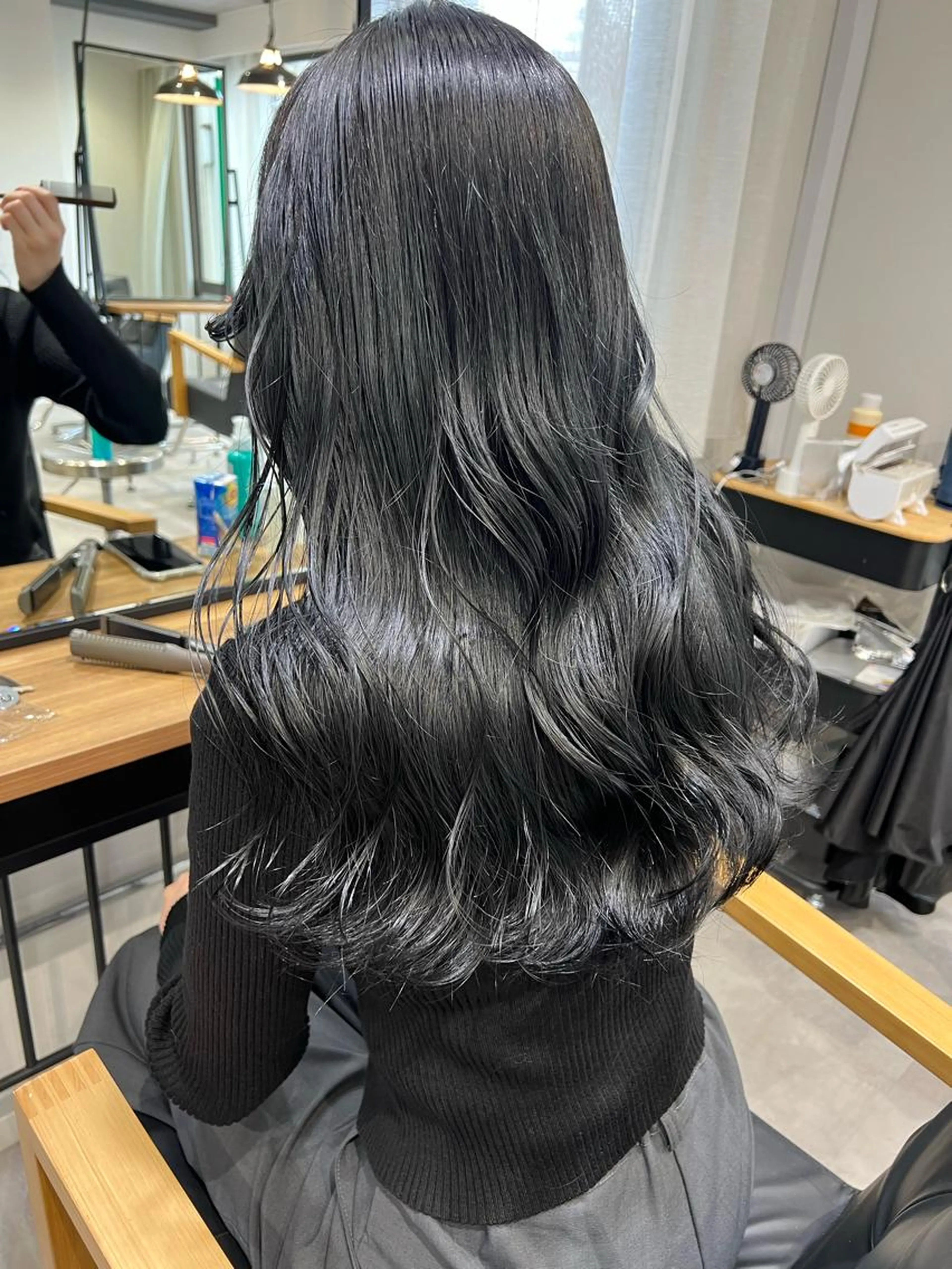 《🧡リピーター様限定🧡》ワンカラー　ブリーチなし前頭カラー　⭐︎うる艶カラー　暖色◎の写真