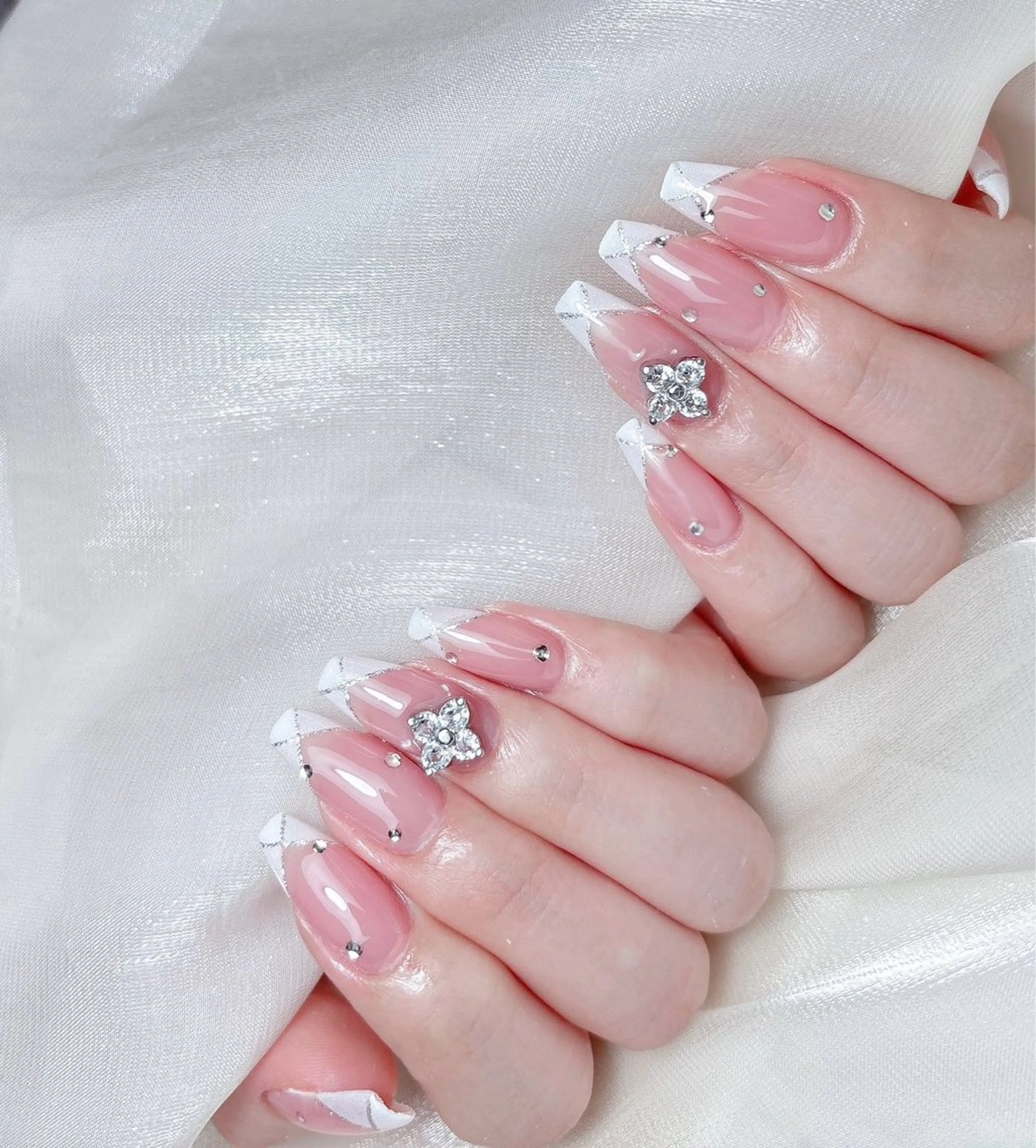 ネイル M🌷nail 長さだし専門店のネイルデザイン