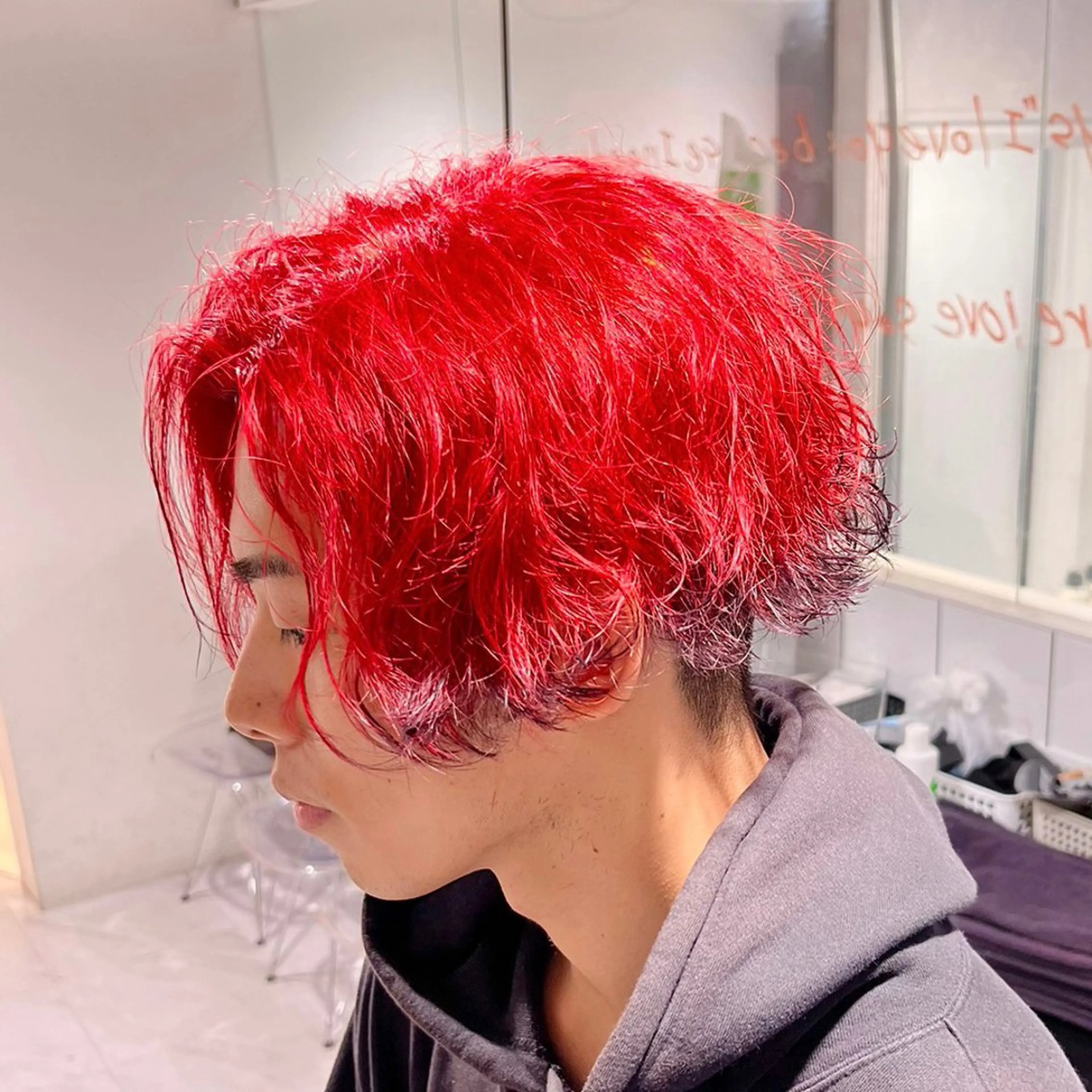 メンズ アップバング センターパート メンズ韓国風 マッシュ メンズパーマ メンズパーマ と言えばkaedeのヘアスタイル