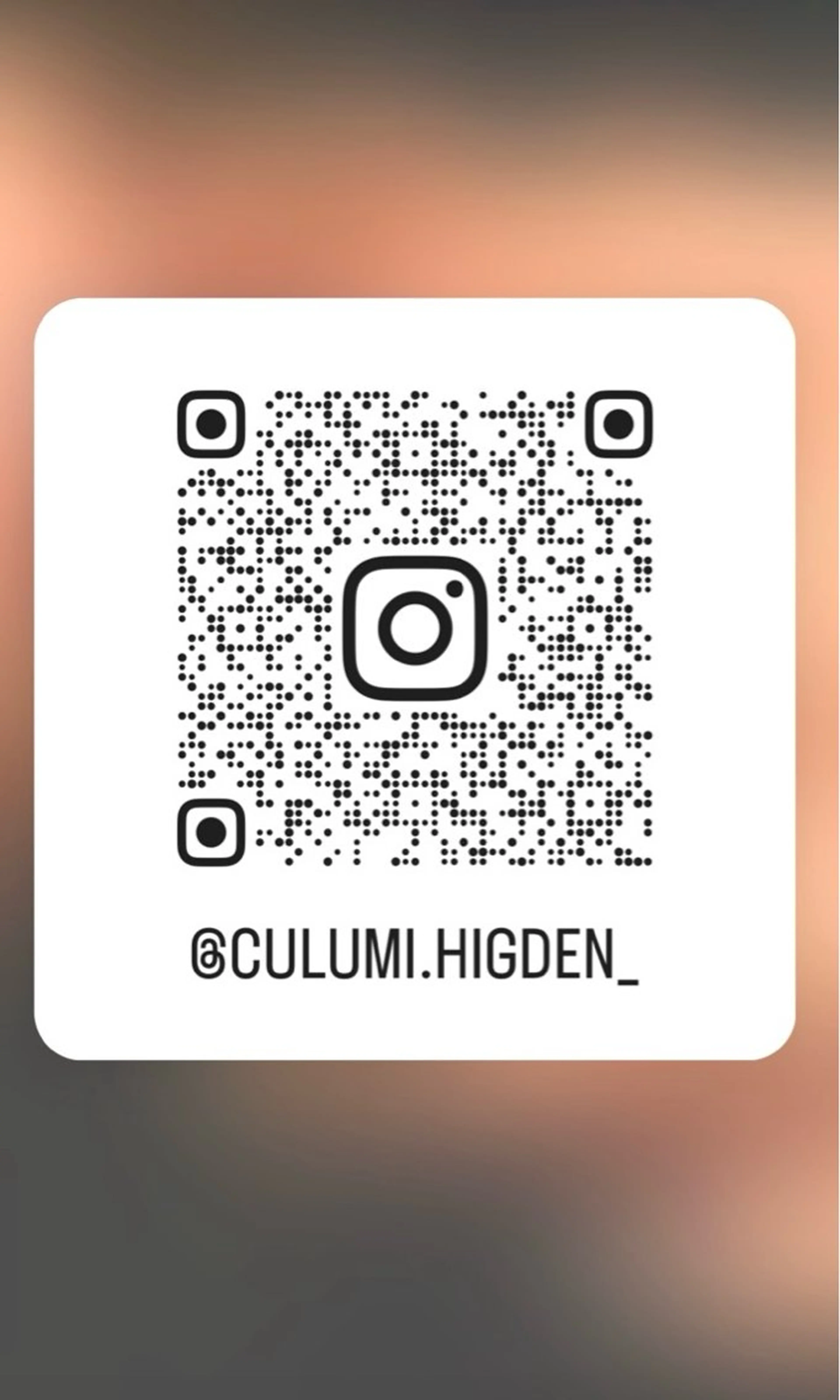 Higdén所属・Culumi Suzukiのネイルデザイン