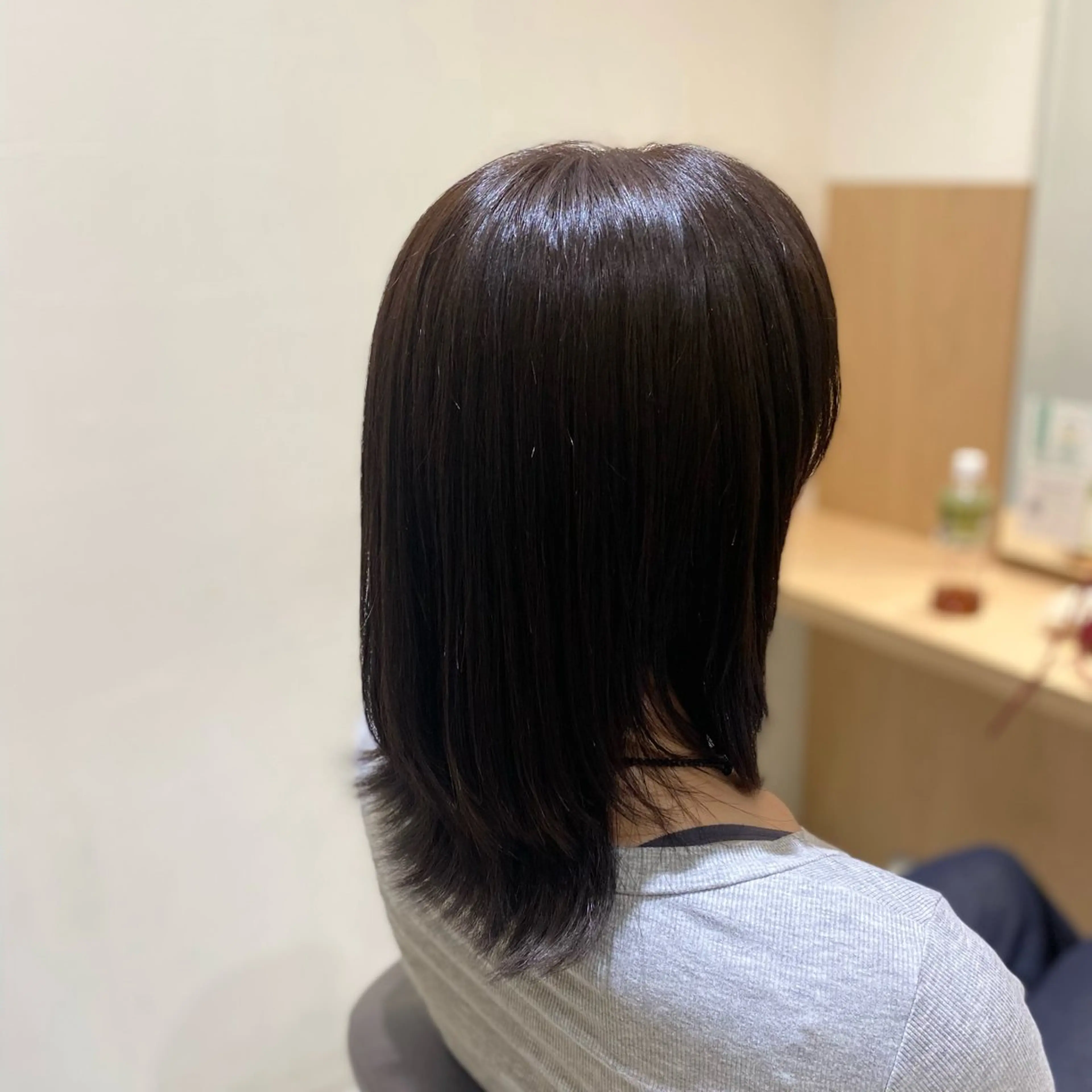 ミディアム くびれヘア 顔周りカット くびれレイヤー レイヤーカット UNIXイオンモール川口前川店所属・UNIX manakaのヘアスタイル