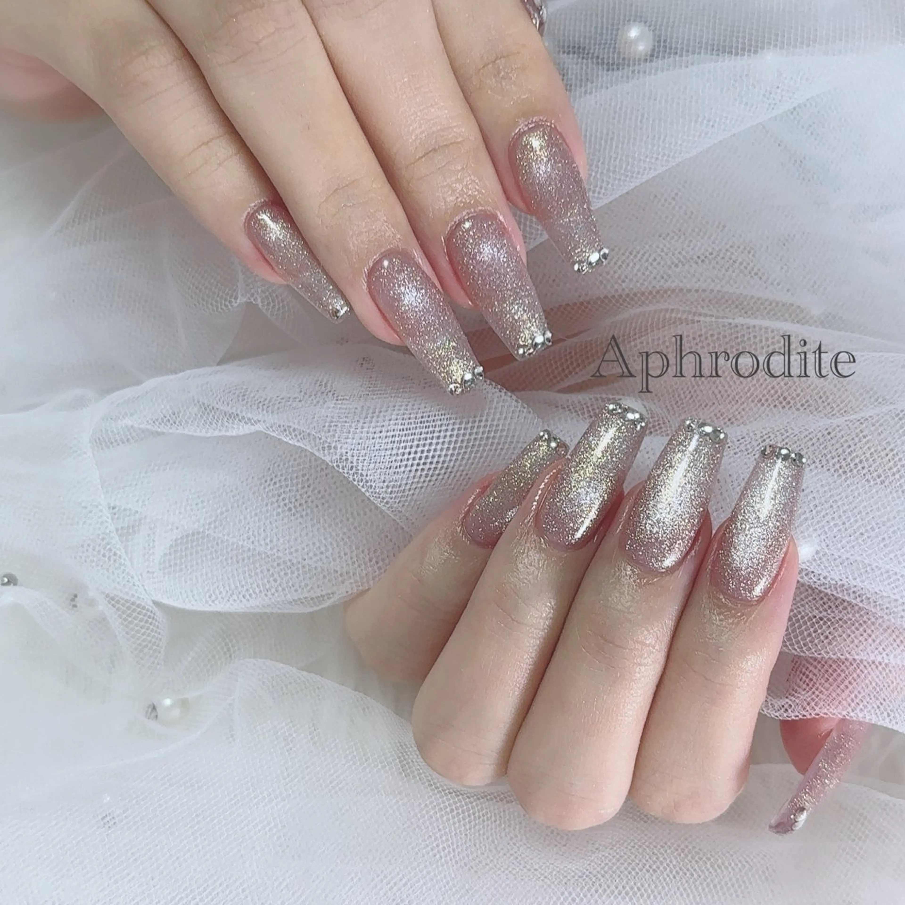 ネイル Aphrodite パラジェル認定サロンのネイルデザイン