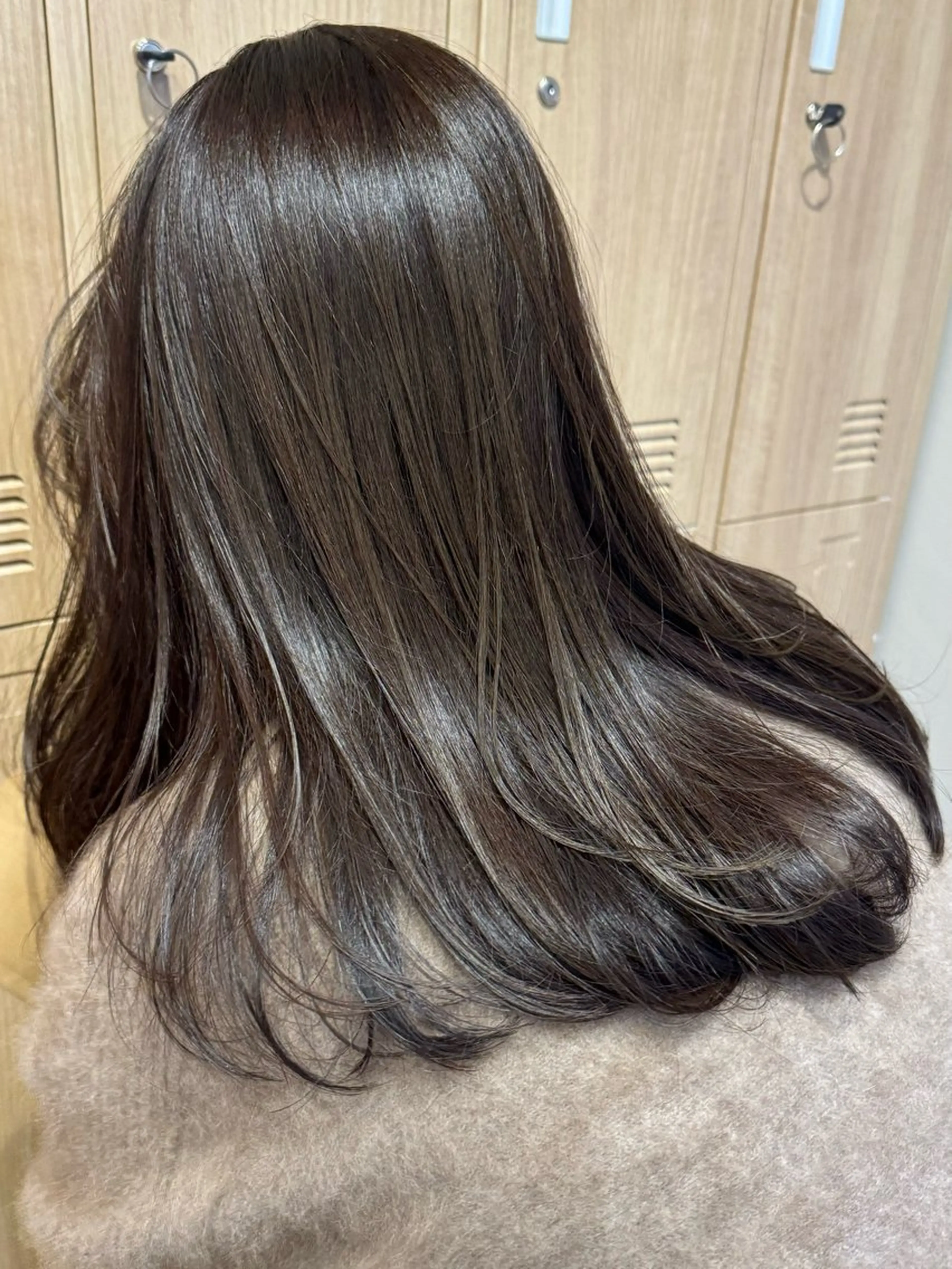 【きれいな髪に】艶カラー🫧🫧 [名古屋駅/名駅/レイヤーカット/透明感カラー/髪質改善]の写真