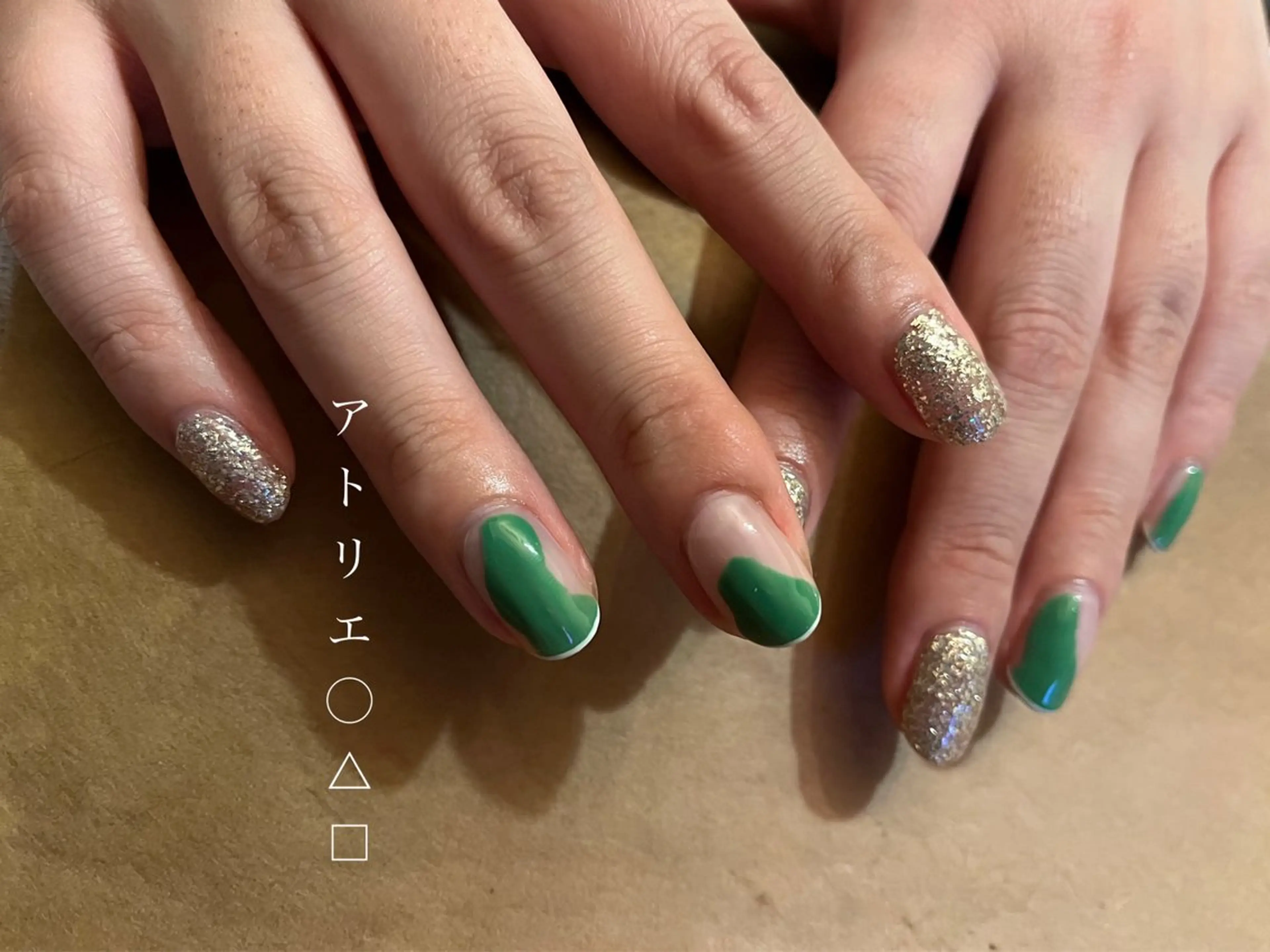 ネイル グリーン ハンドネイル アトリエ ○△□のネイルデザイン