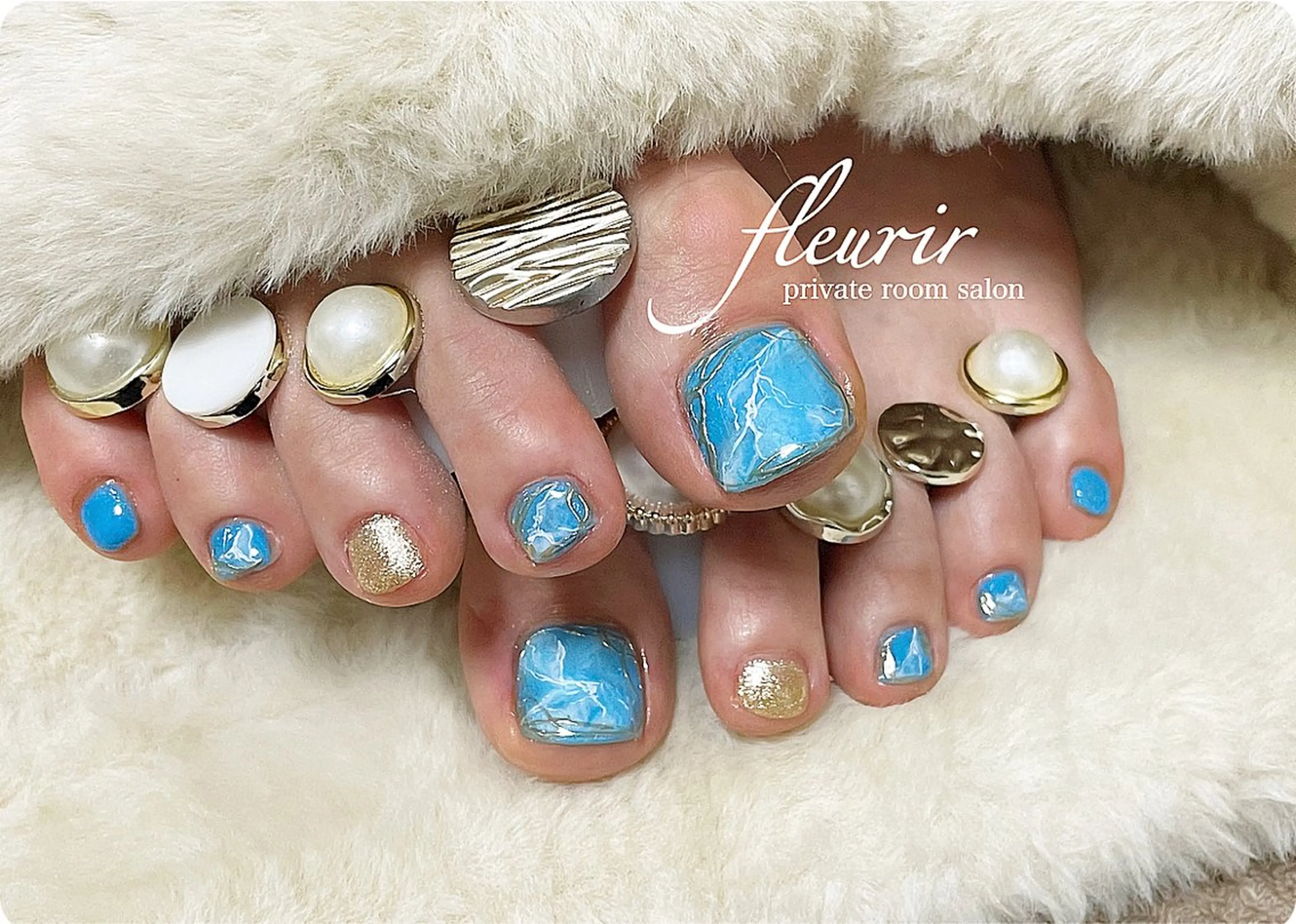 ネイル アートネイル フットネイル ゴールド 水色 大理石ネイル(マーブル) フルリール 【プライベートサロンのネイルデザイン