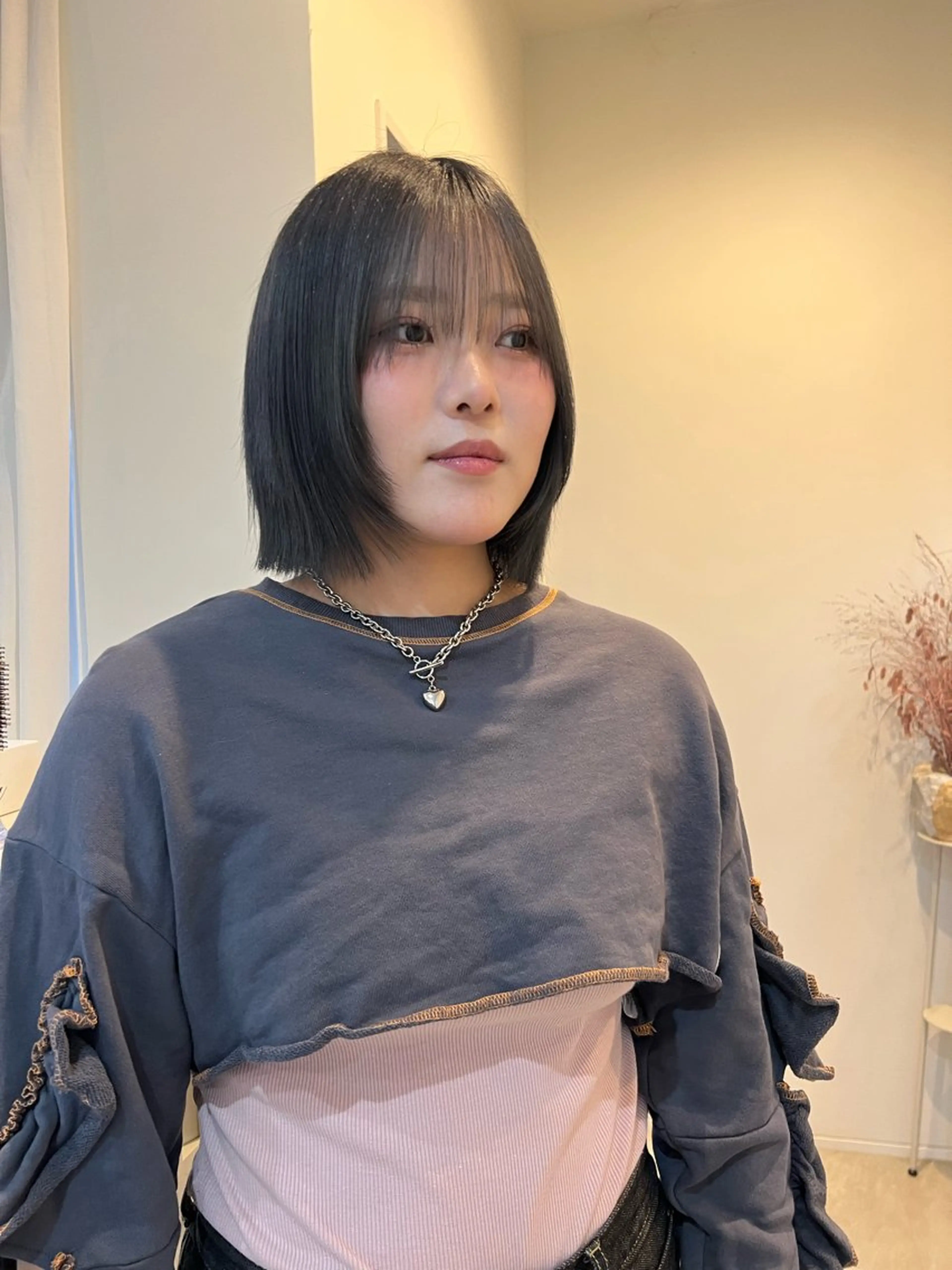 カラー tonari所属・tonari MICHIKAのヘアスタイル