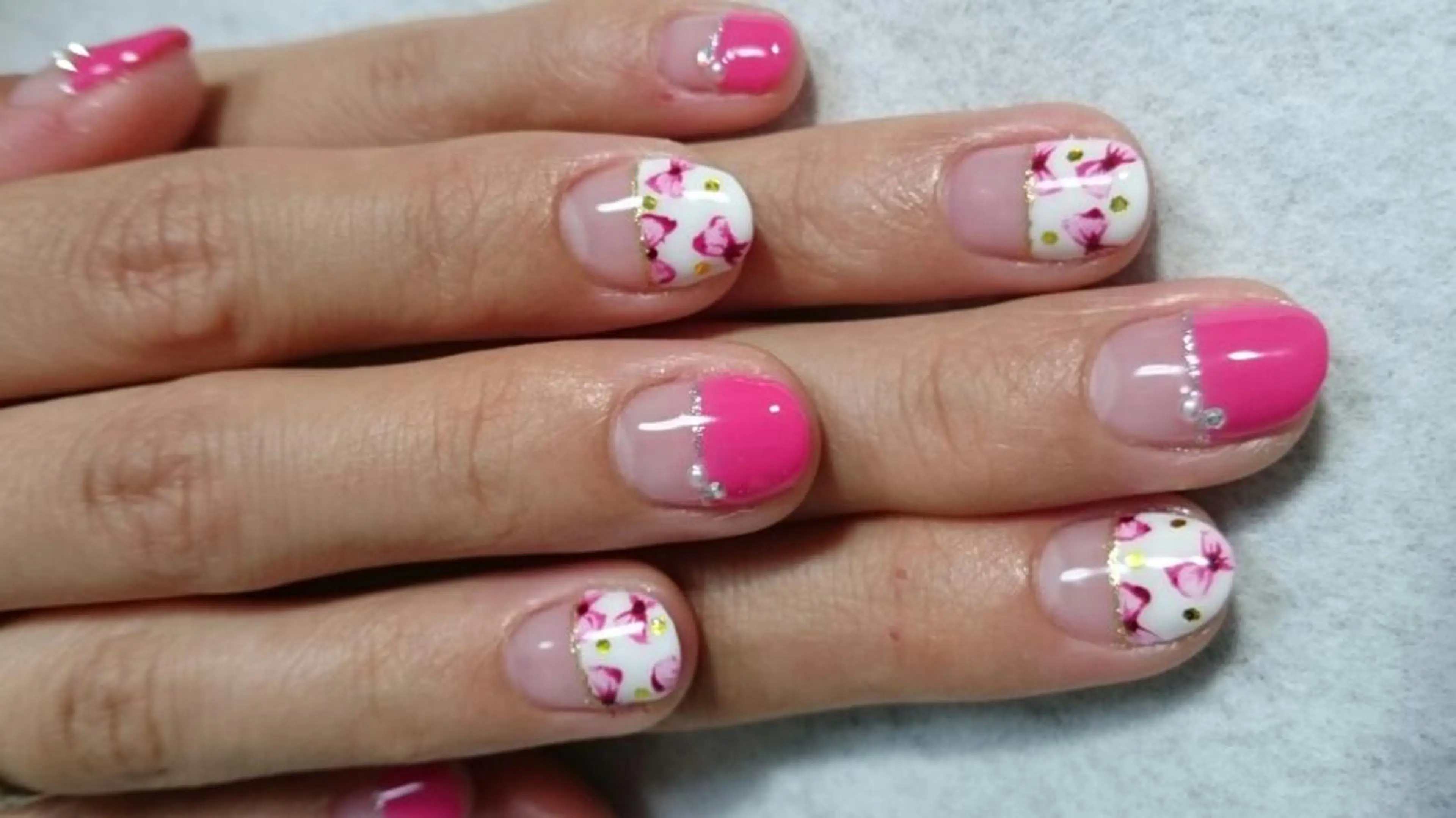 ネイル 柴崎 美幸のネイルデザイン