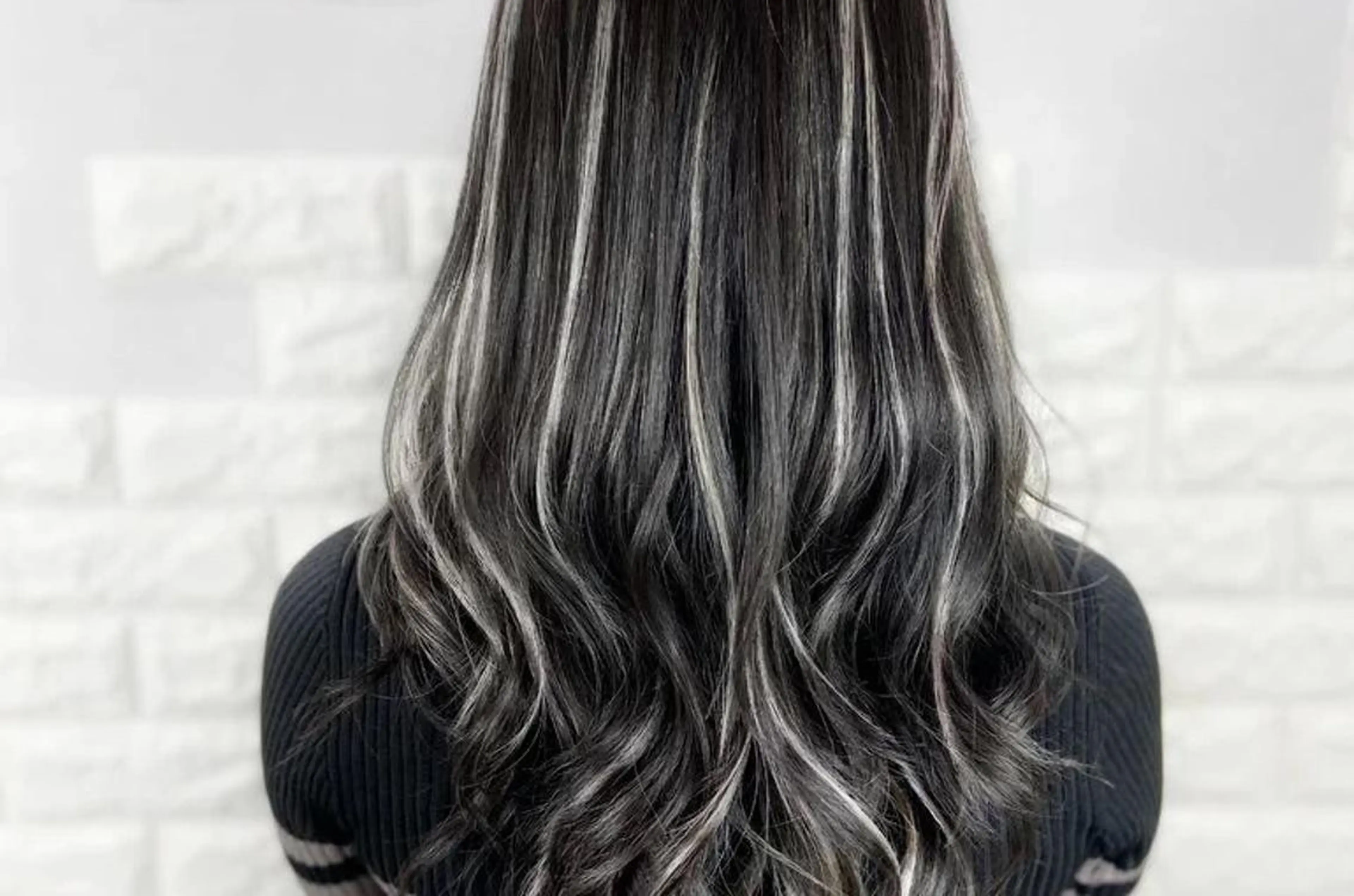 カラー ハイライトカラー ハットリ ユウイチのヘアスタイル