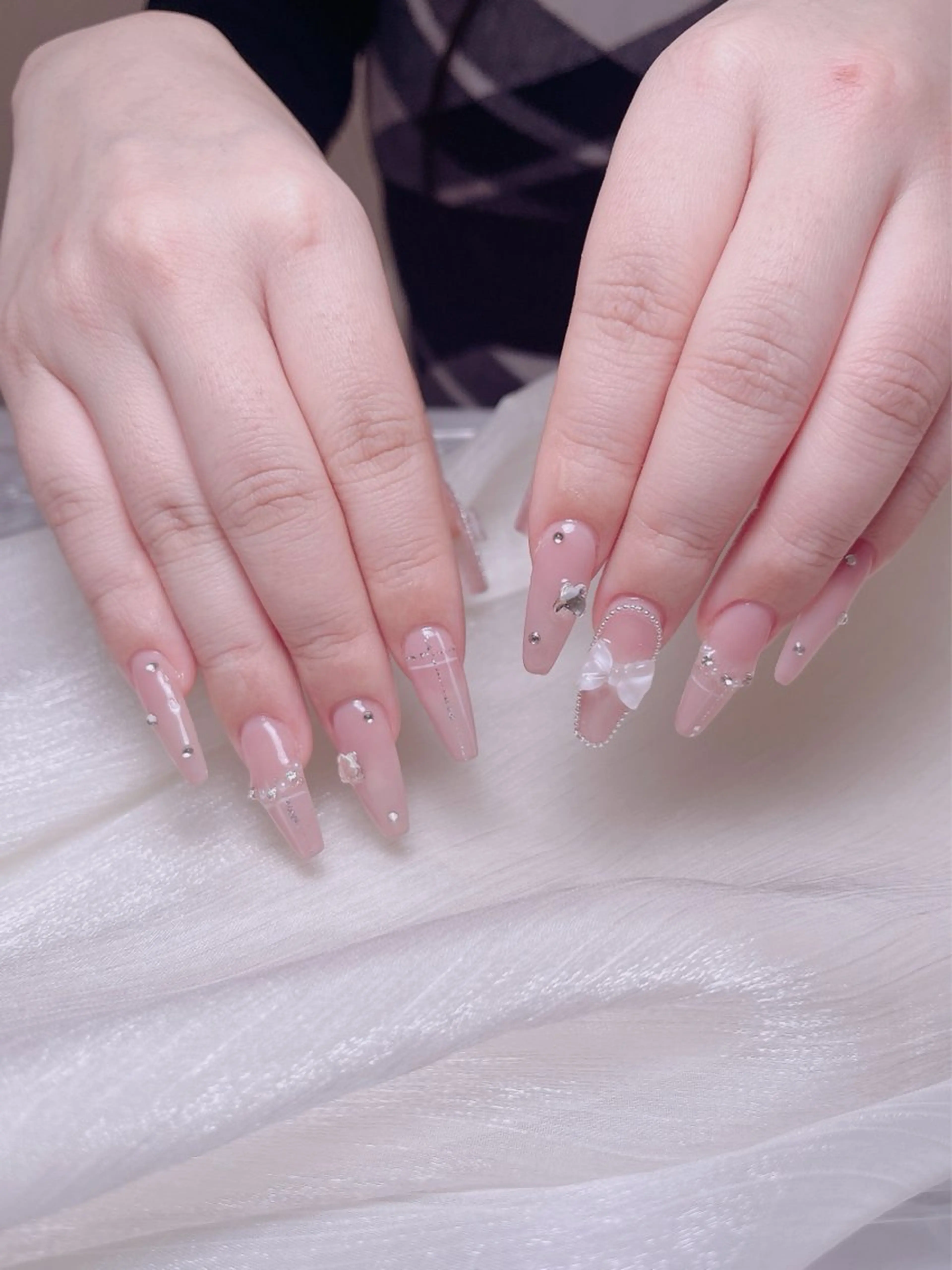 🦋120分持ち込みデザイン　🌸アート、シール、500円以内のパーツつけ放題　　❣️ソフトジェルオフ込みの写真