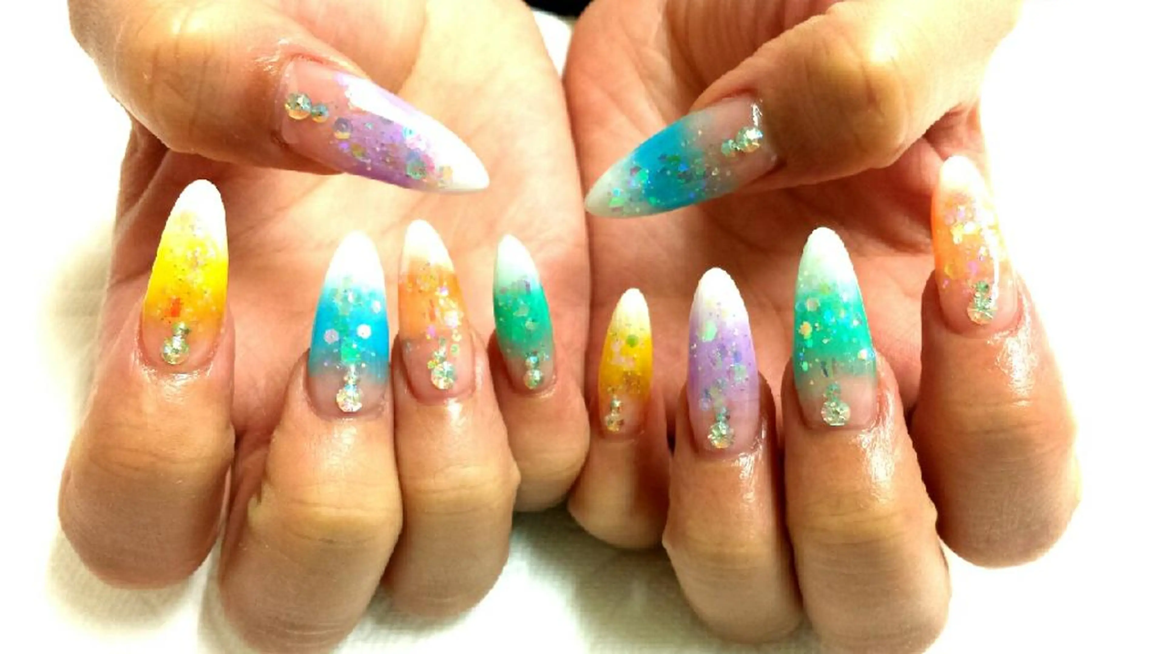 ネイル 河野ちえ (雑誌掲載サロン)のネイルデザイン