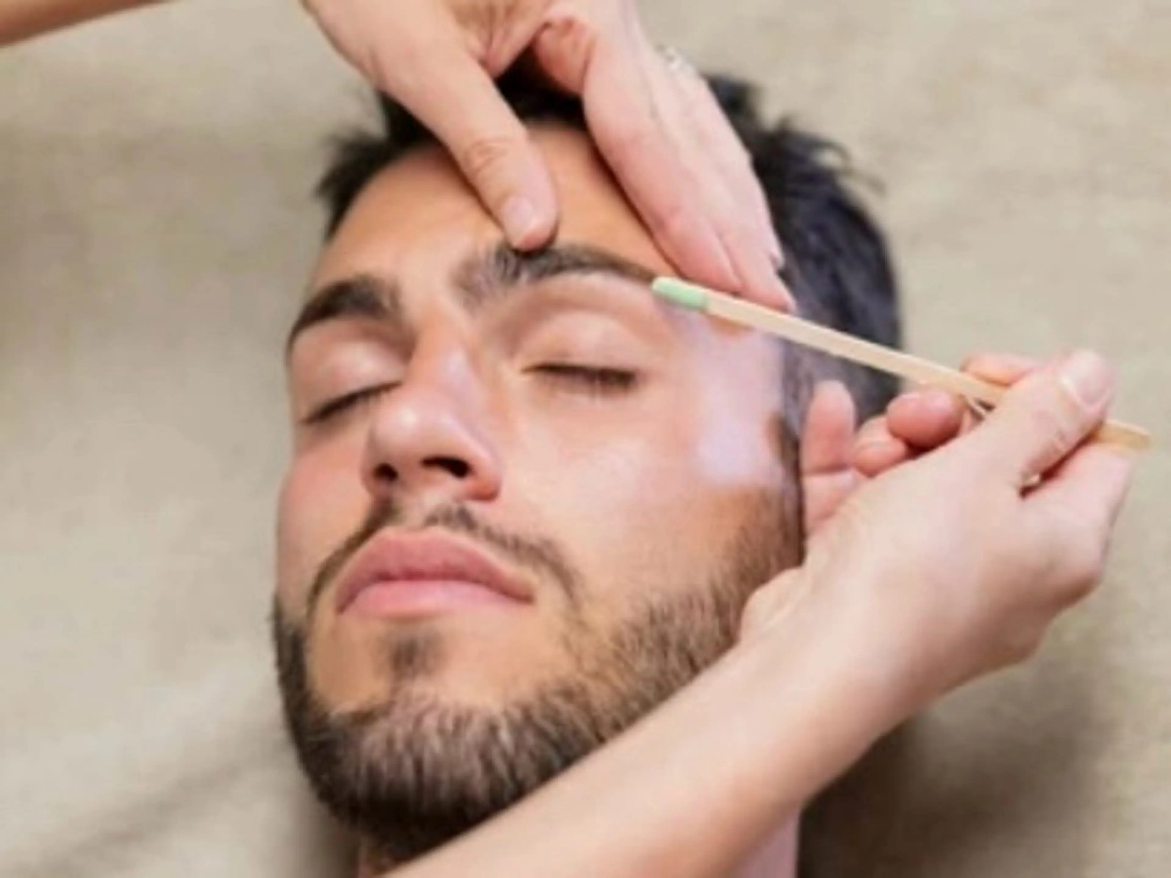 メンズ アイブロウ private salon Azの眉毛・アイブロウイメージ