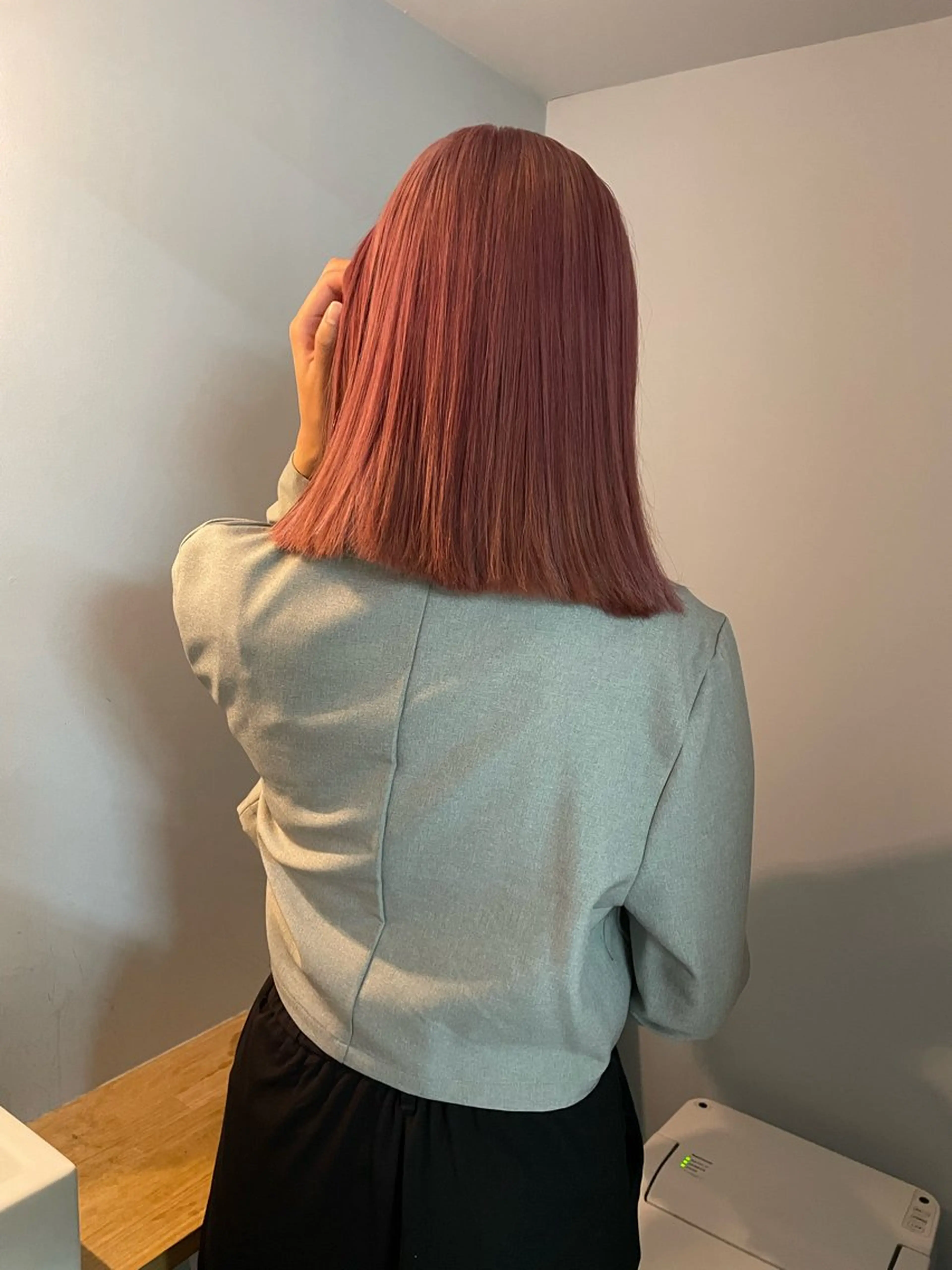 ミディアム カラー ヘアカラー トリートメント カットモデル/ ハイトーン/ゆうあのヘアスタイル