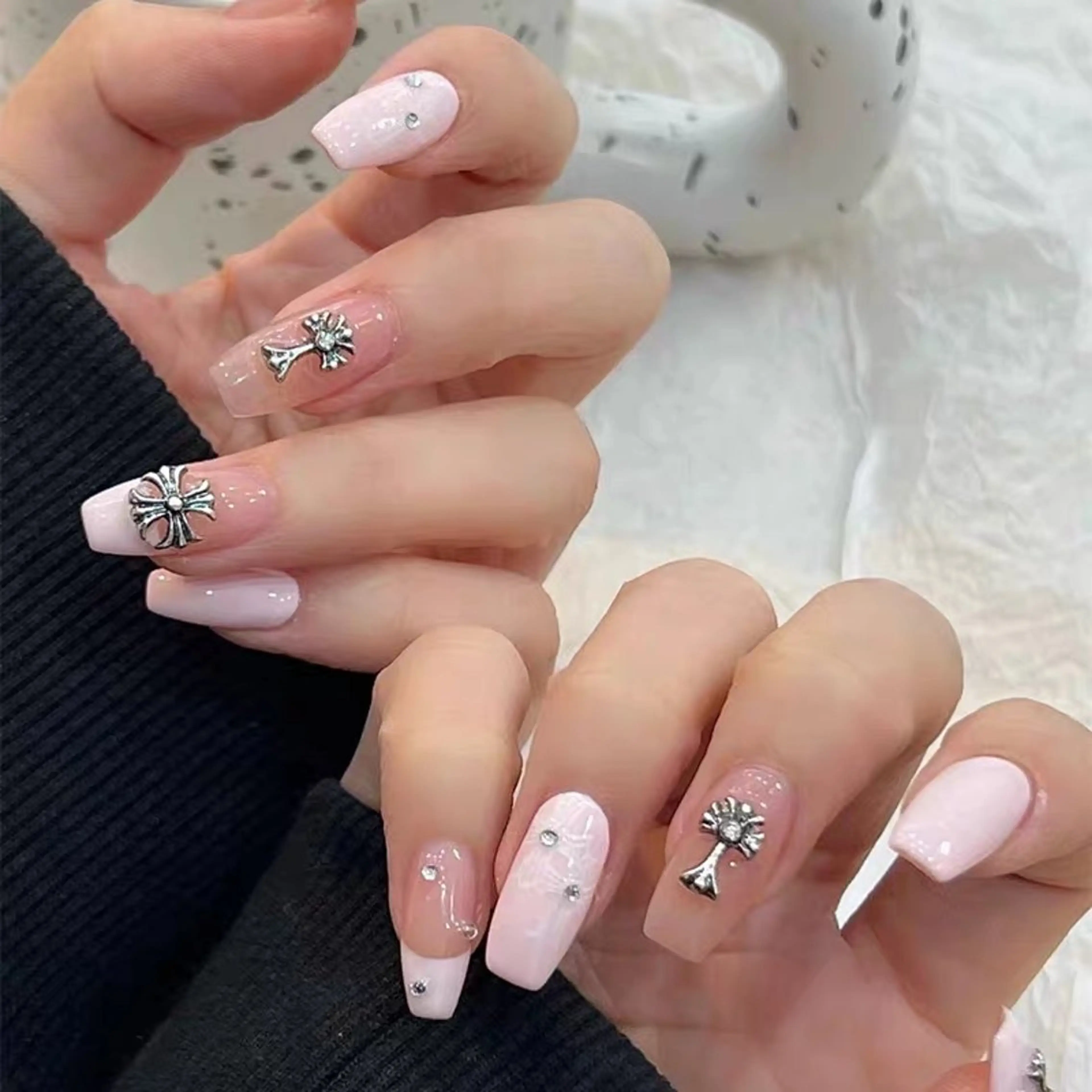 ネイル ネイリストゆか💅 長さだし、深爪矯正のネイルデザイン