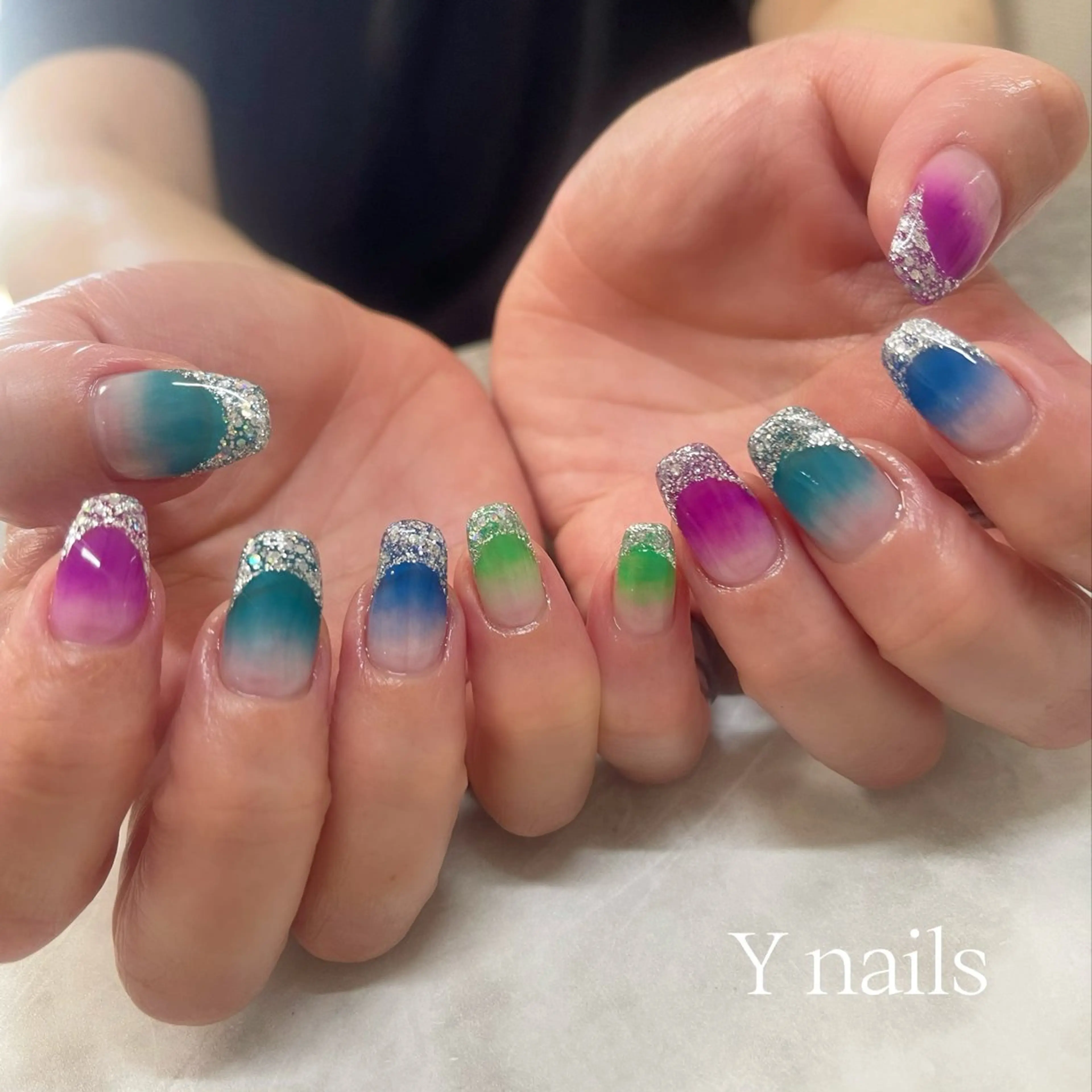 ネイル フレンチネイル ラメ(グリッター) フットネイル 沖縄 Y nailsのネイルデザイン