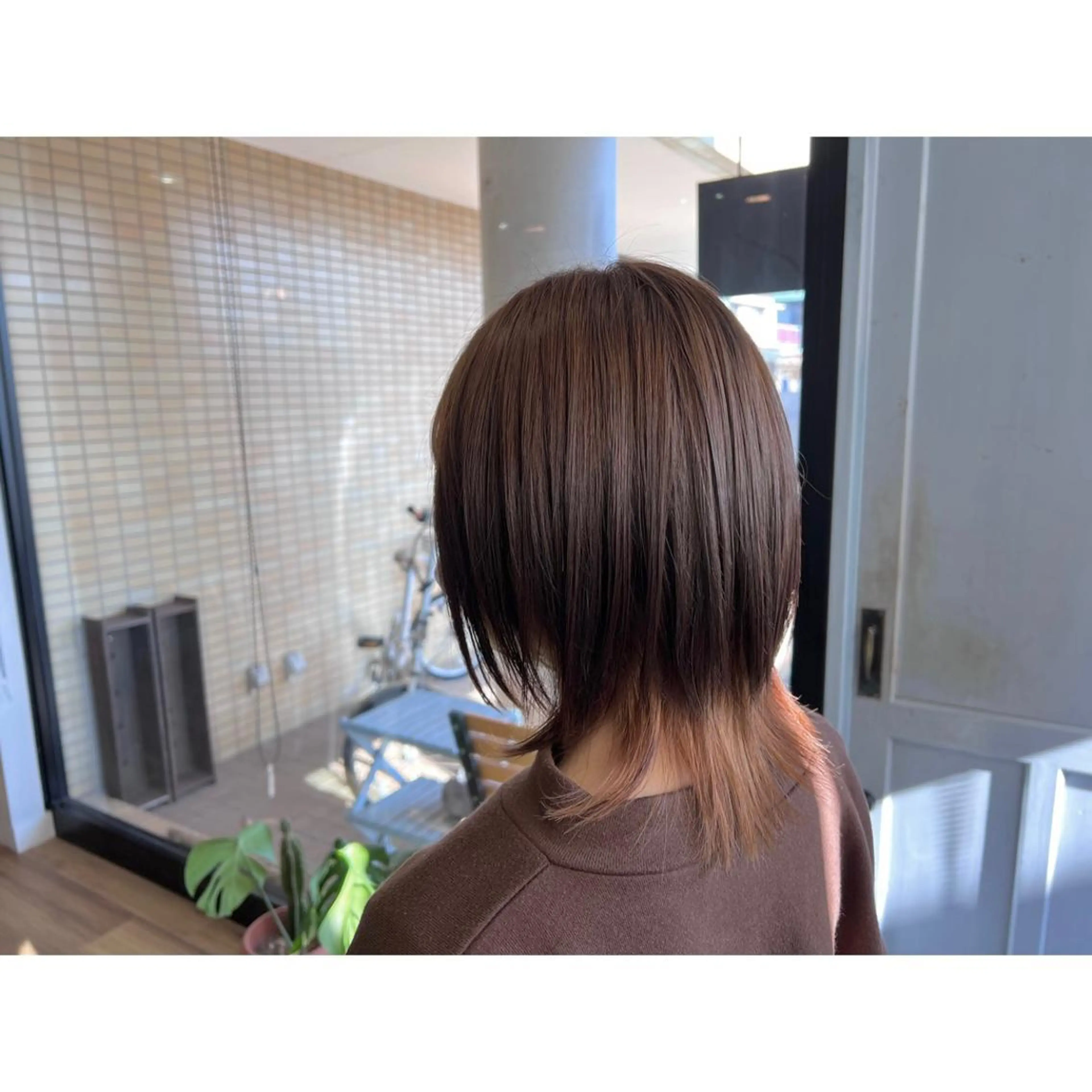 ミディアム カラー ベージュカラー ヘアカラー トリートメント ツキダテ ユイのヘアスタイル