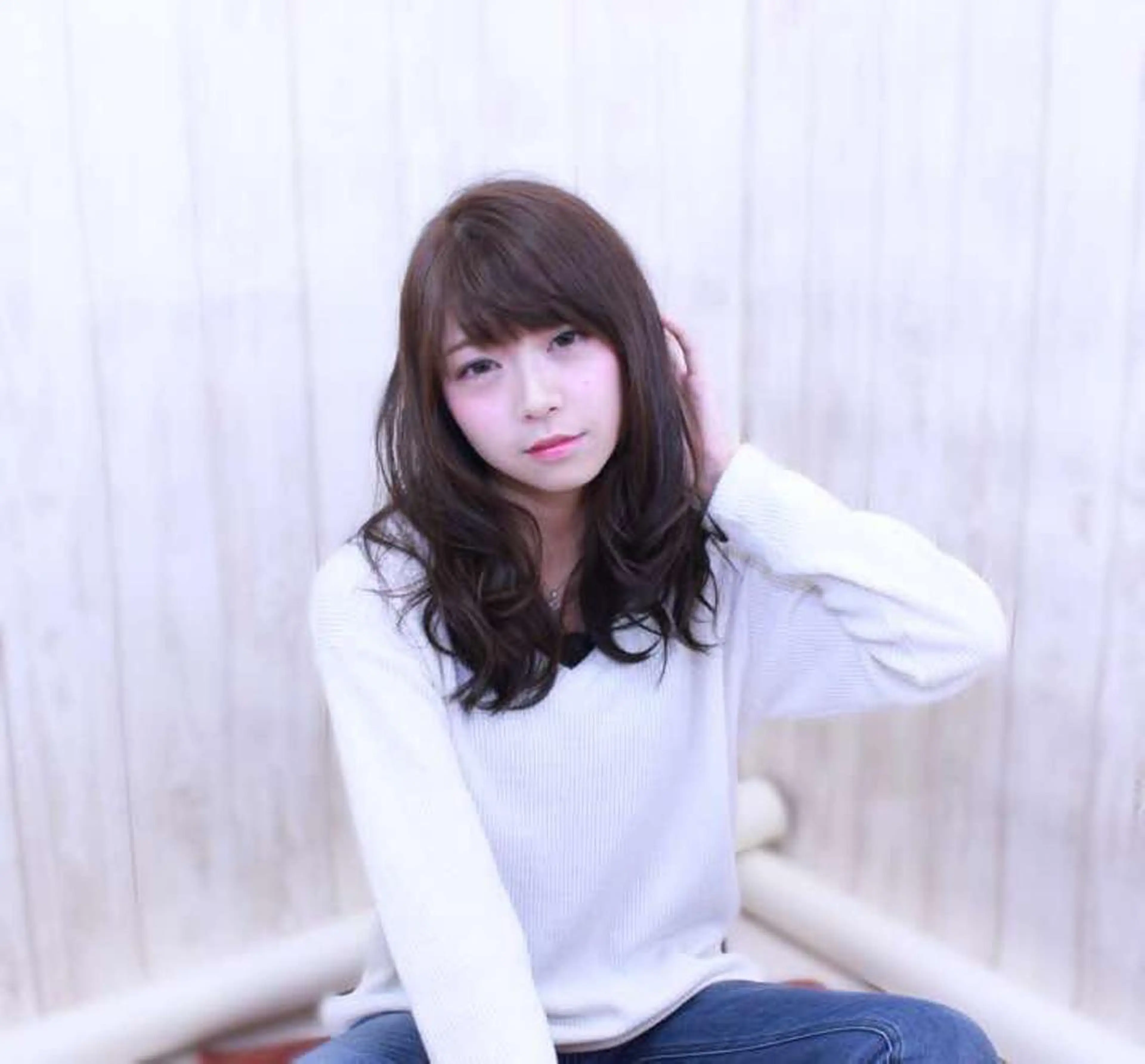 ロング 伊藤 裕貴のヘアスタイル