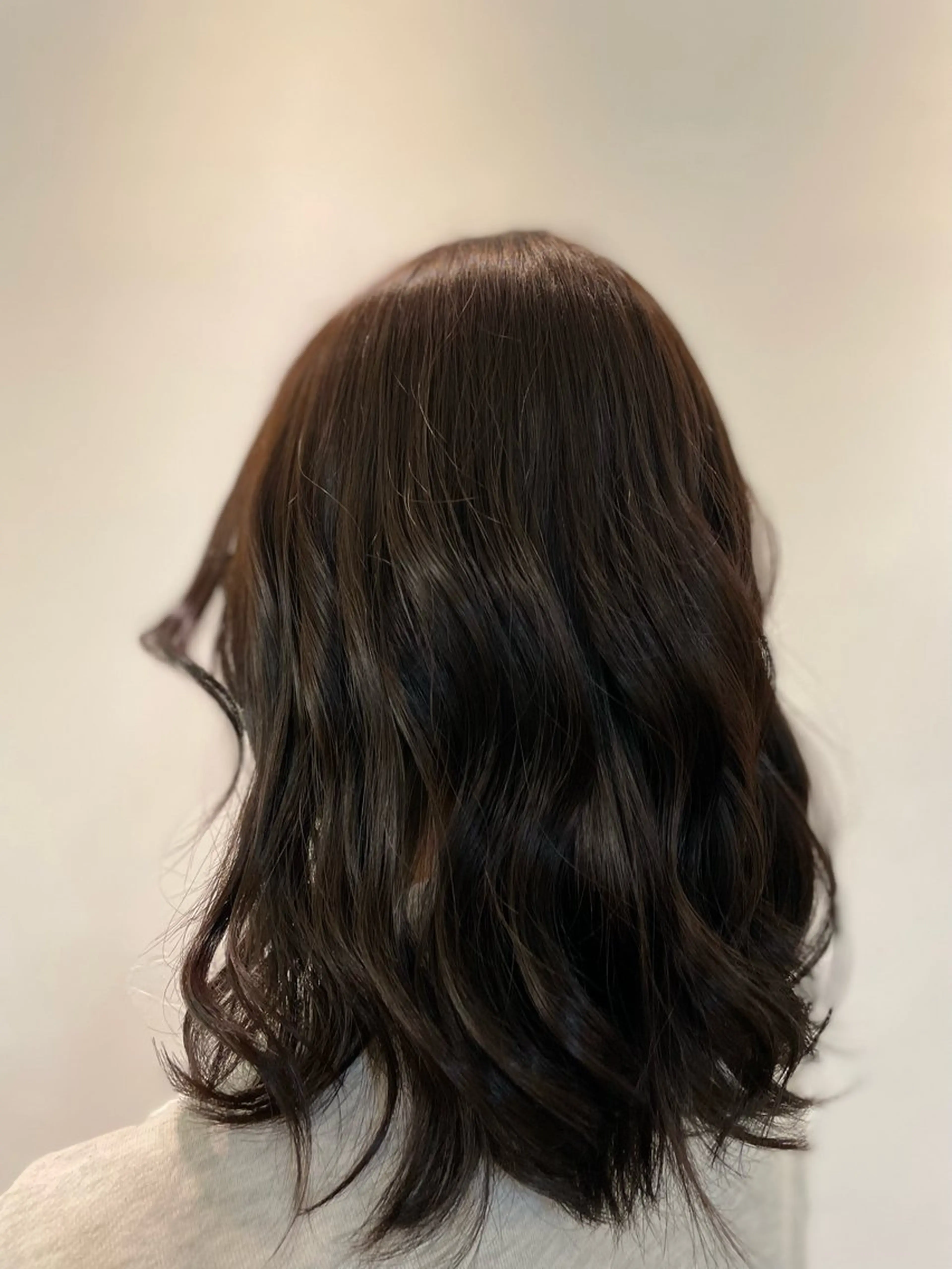 セミロング 伊藤 舞実のヘアスタイル