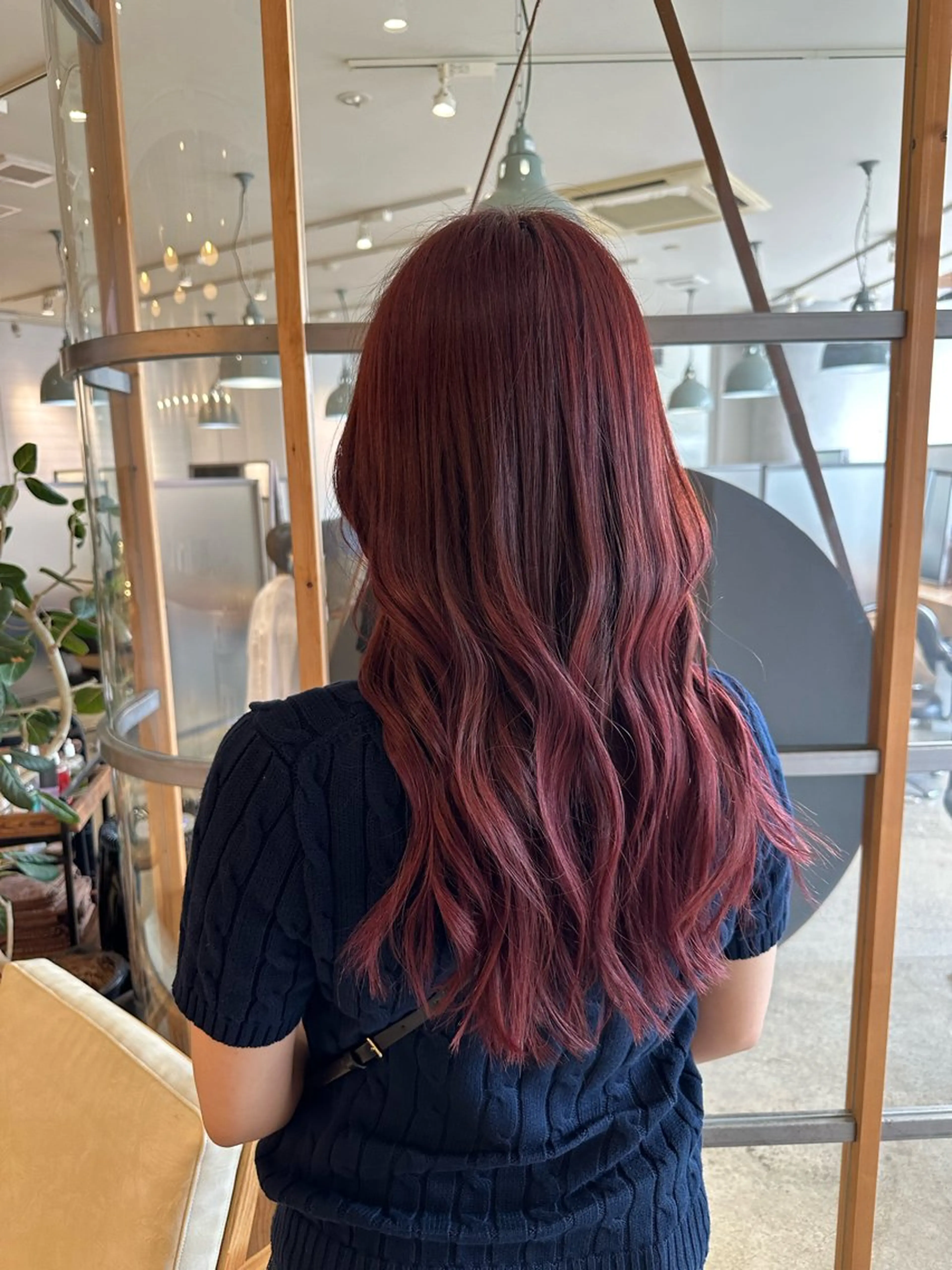 セミロング カラー ㅤㅤㅤㅤㅤㅤㅤㅤㅤㅤ 彩衣のヘアスタイル